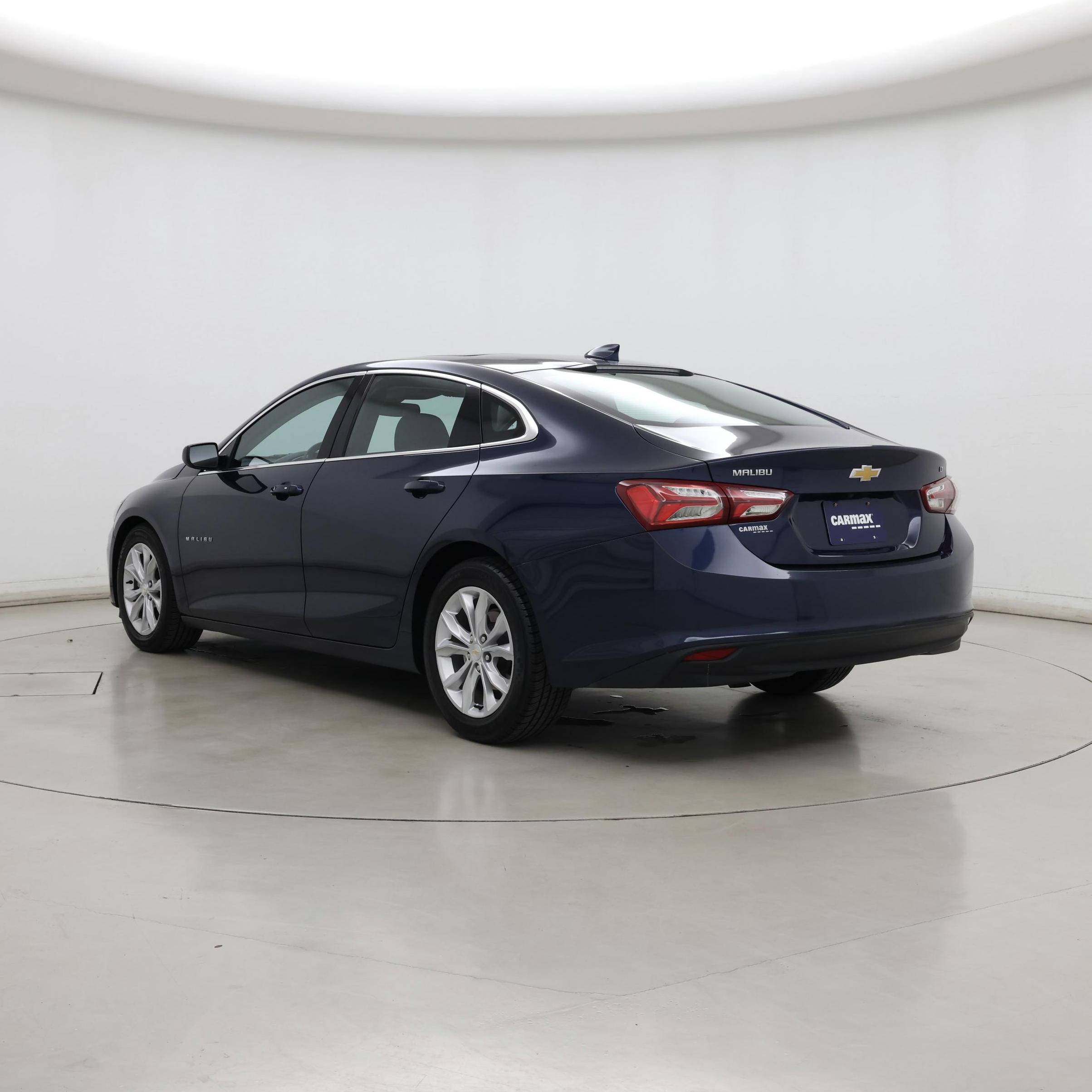 Thumbnail: 2022 Chevrolet Malibu - 2