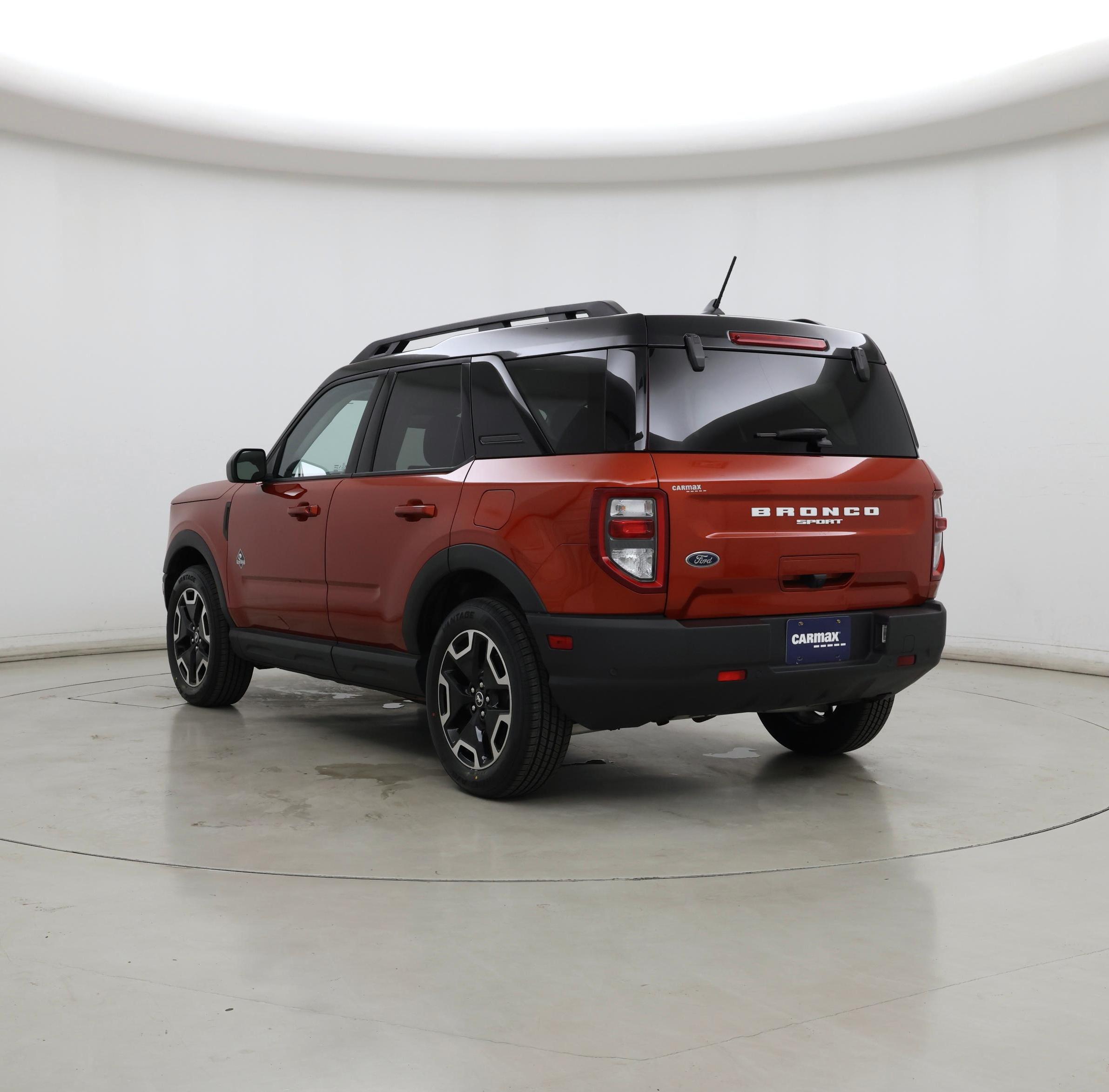 Thumbnail: 2022 Ford Bronco Sport - 2