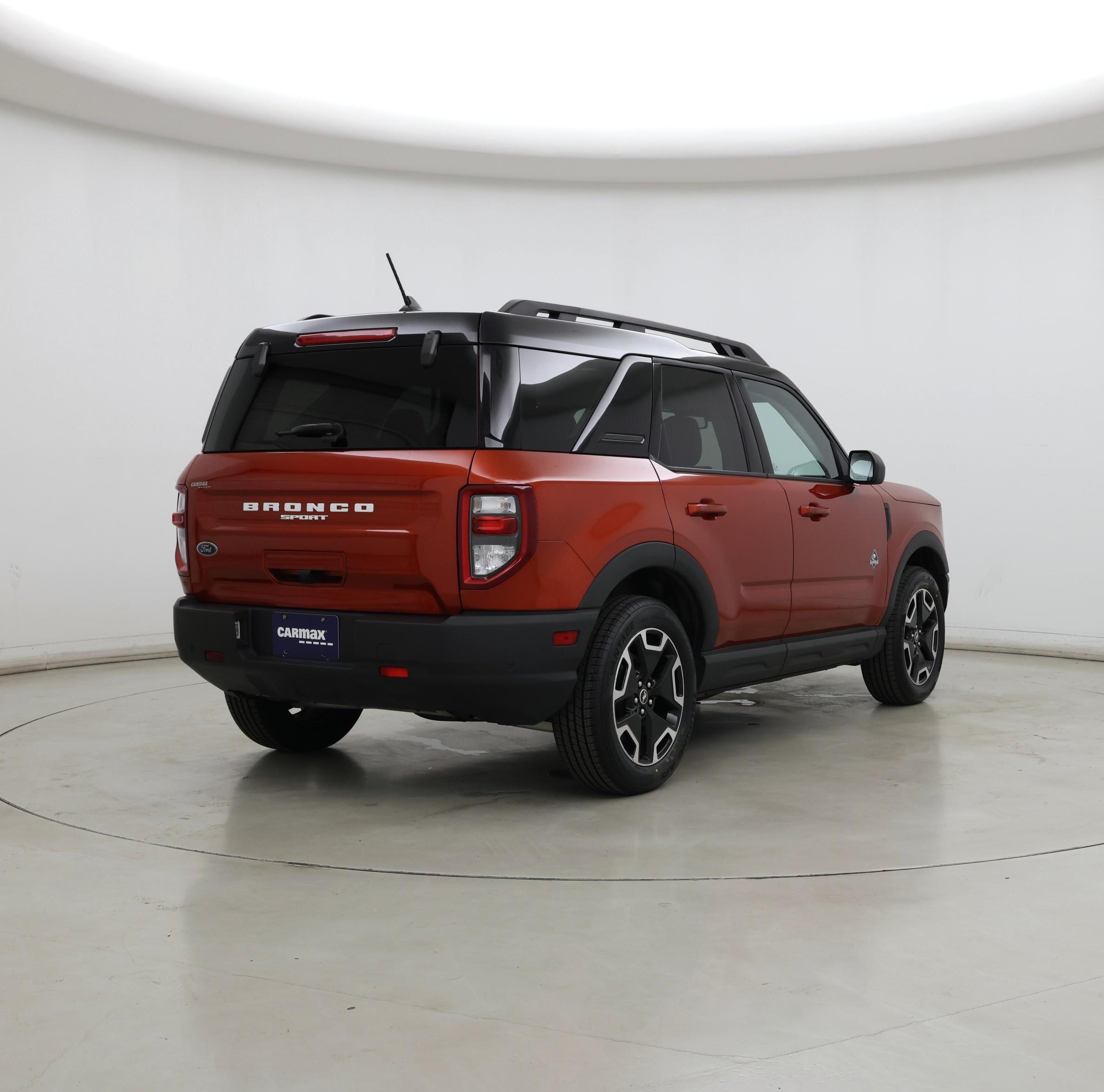 Thumbnail: 2022 Ford Bronco Sport - 8