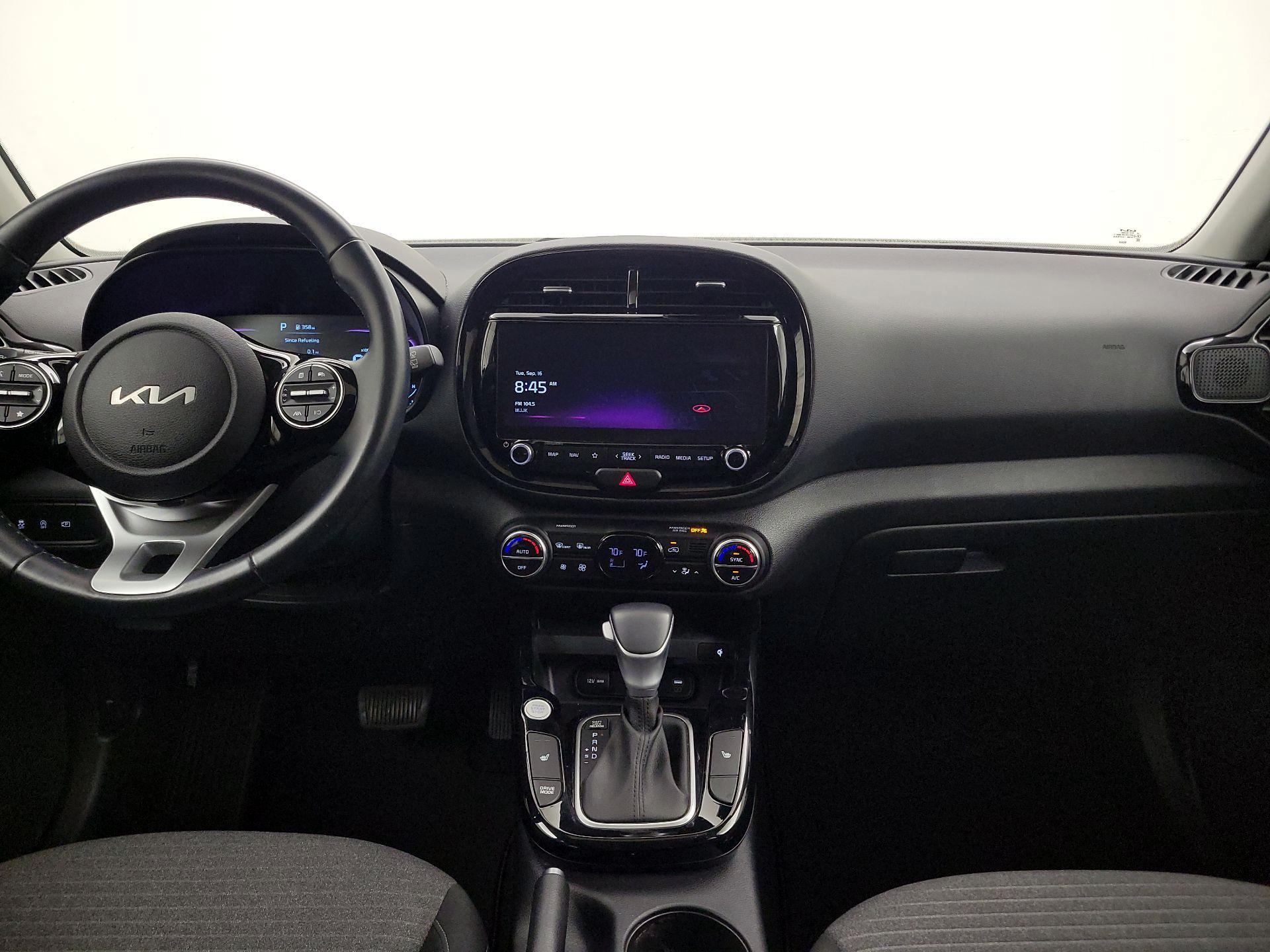 Thumbnail: 2023 Kia Soul - 9
