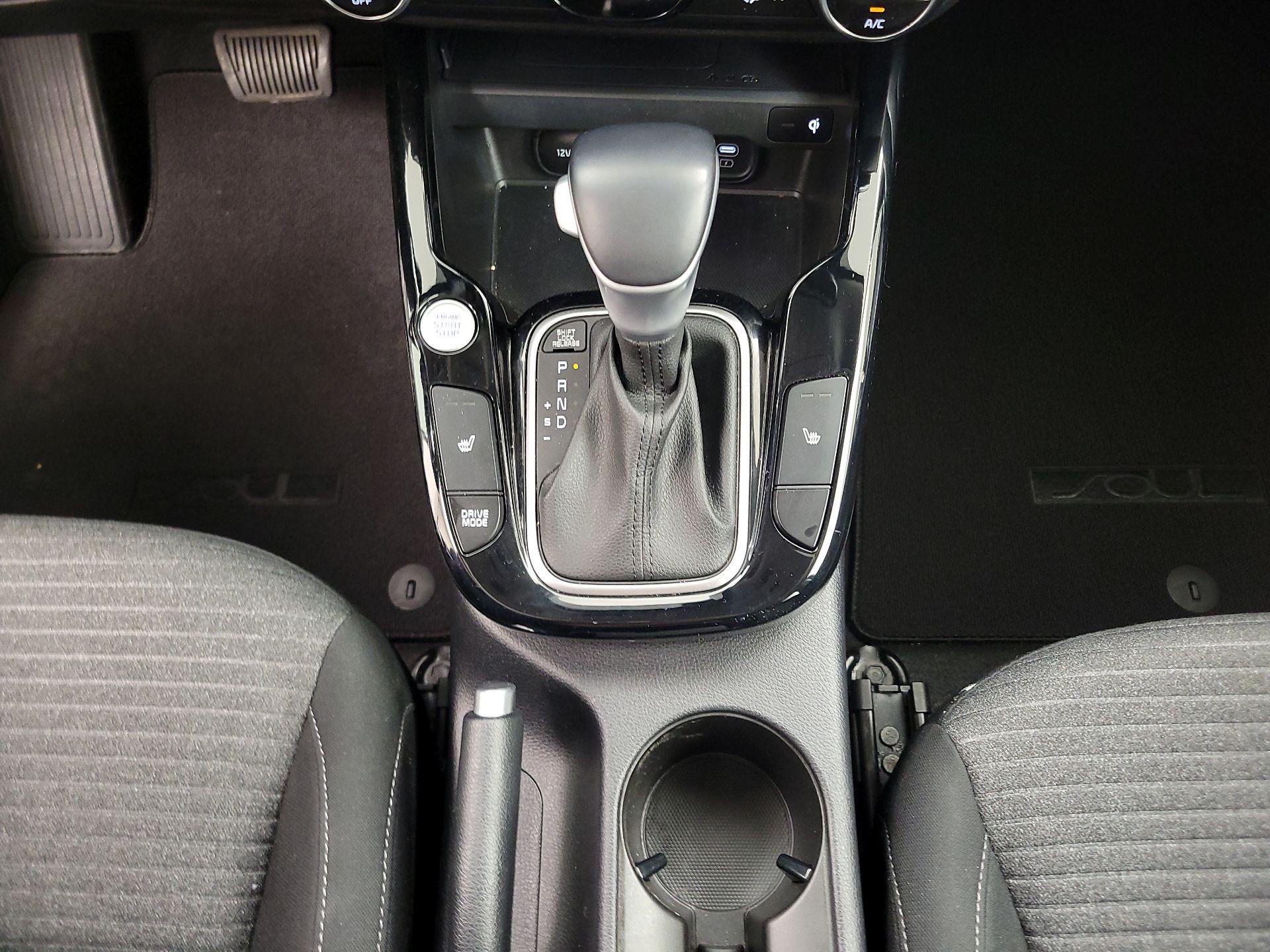 Thumbnail: 2023 Kia Soul - 18