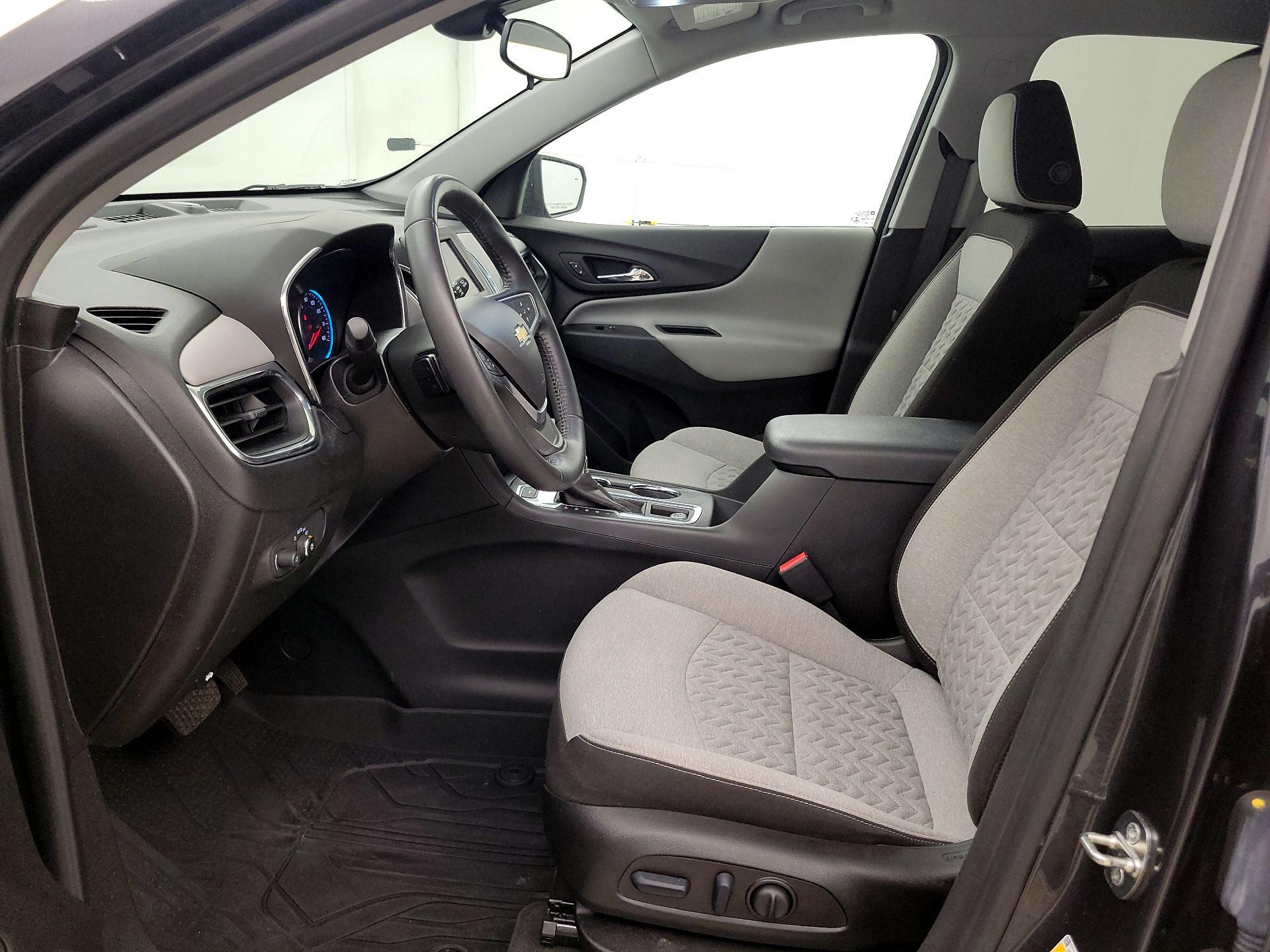 Thumbnail: 2022 Chevrolet Equinox - 11