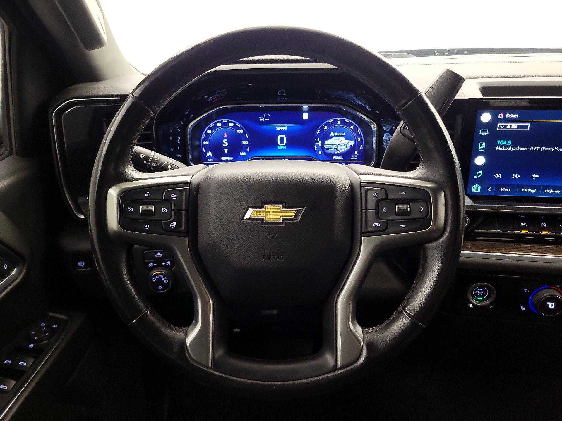 Thumbnail: 2022 Chevrolet Silverado 1500 - 10