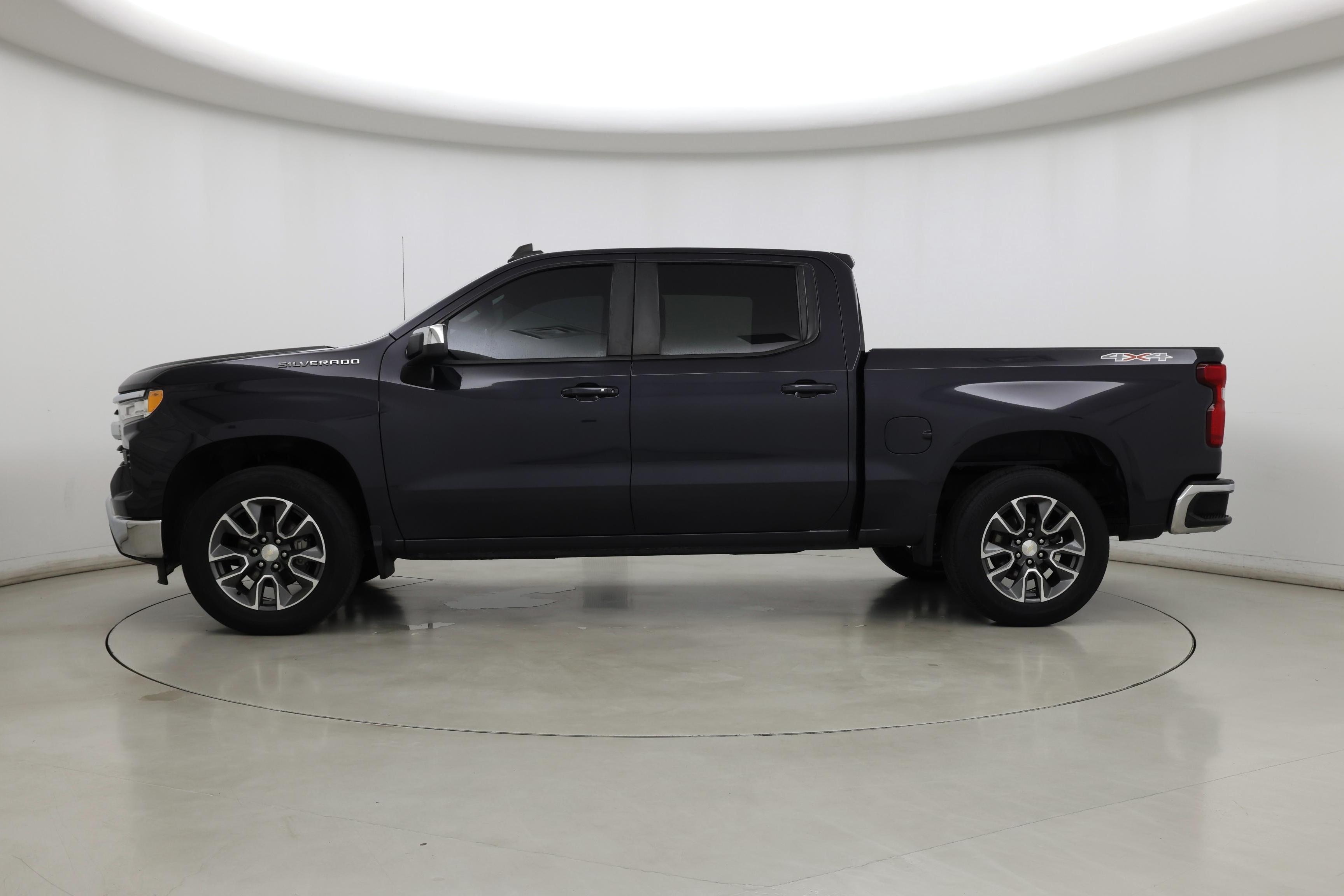 Thumbnail: 2022 Chevrolet Silverado 1500 - 3