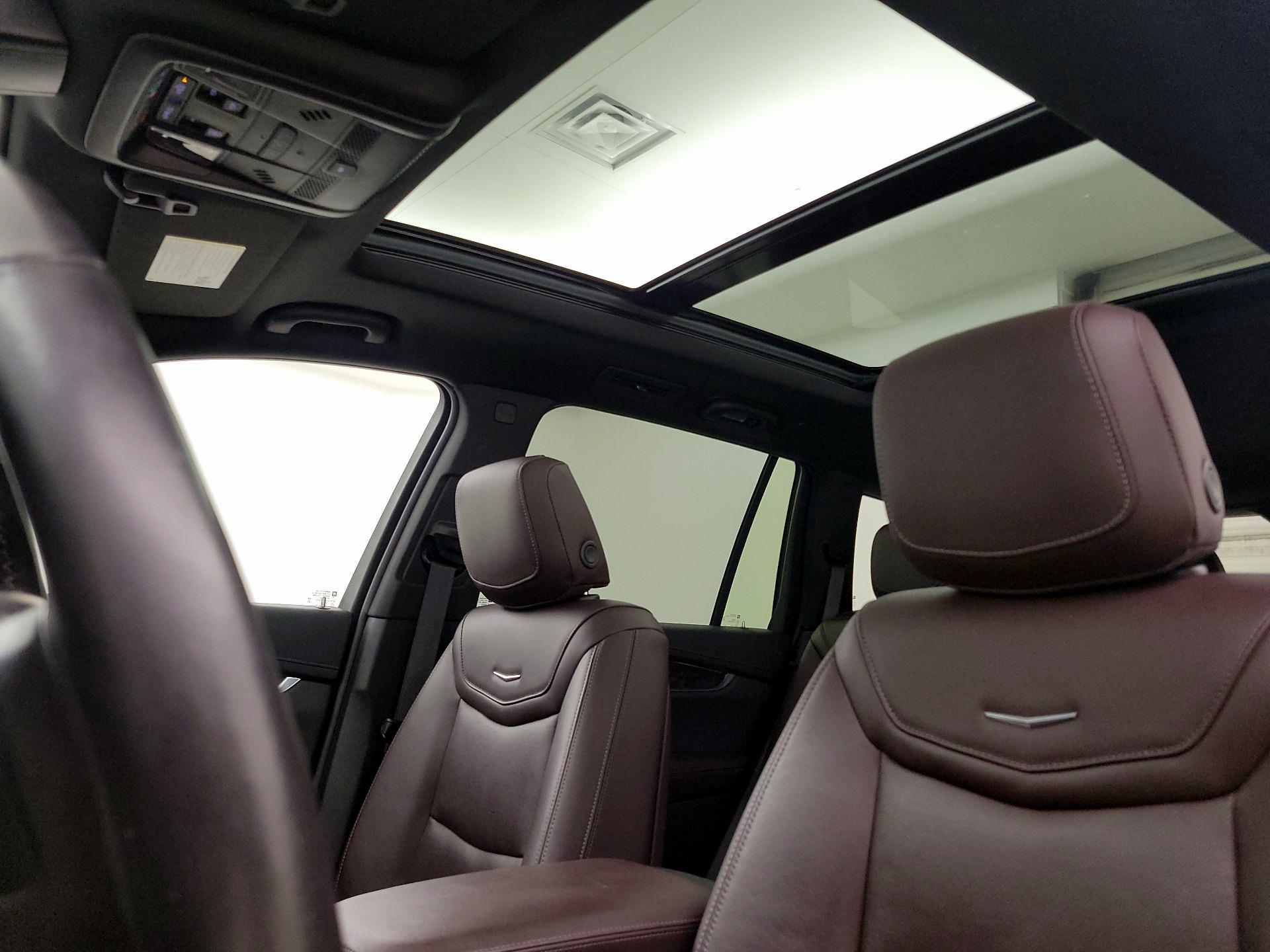 Thumbnail: 2022 Cadillac XT6 - 20