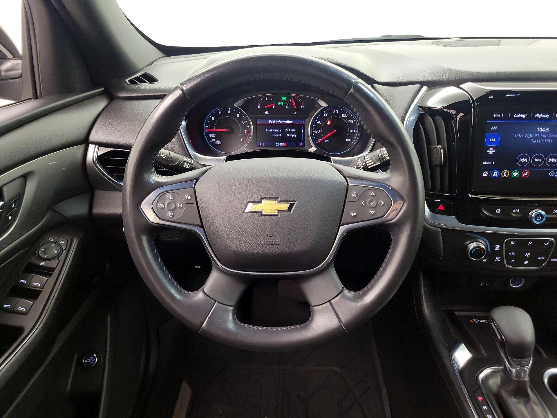 Thumbnail: 2022 Chevrolet Traverse - 10
