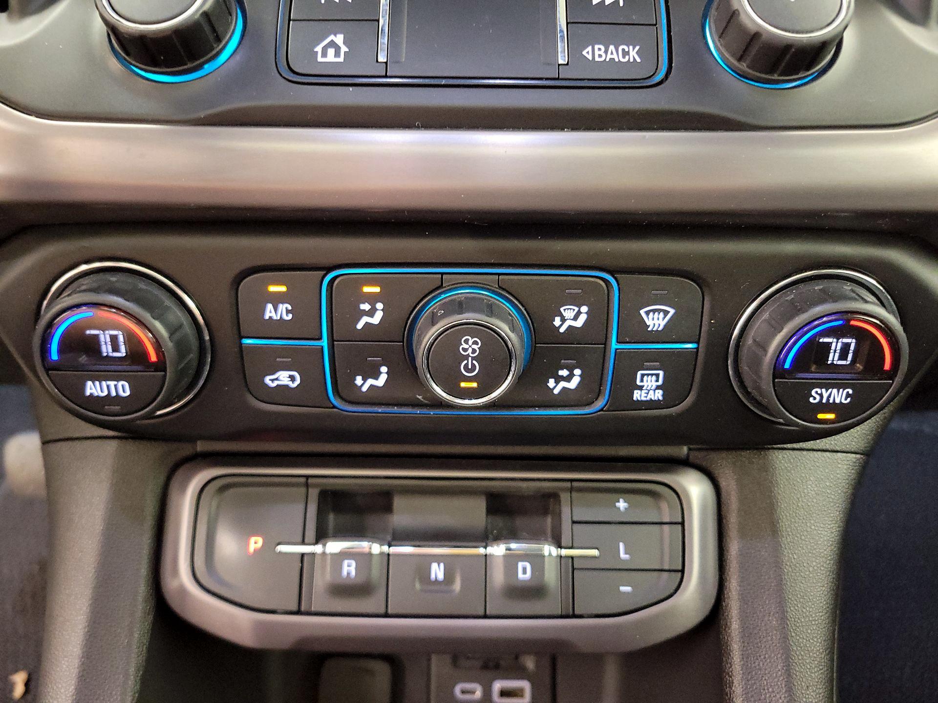 Thumbnail: 2021 GMC Acadia - 16