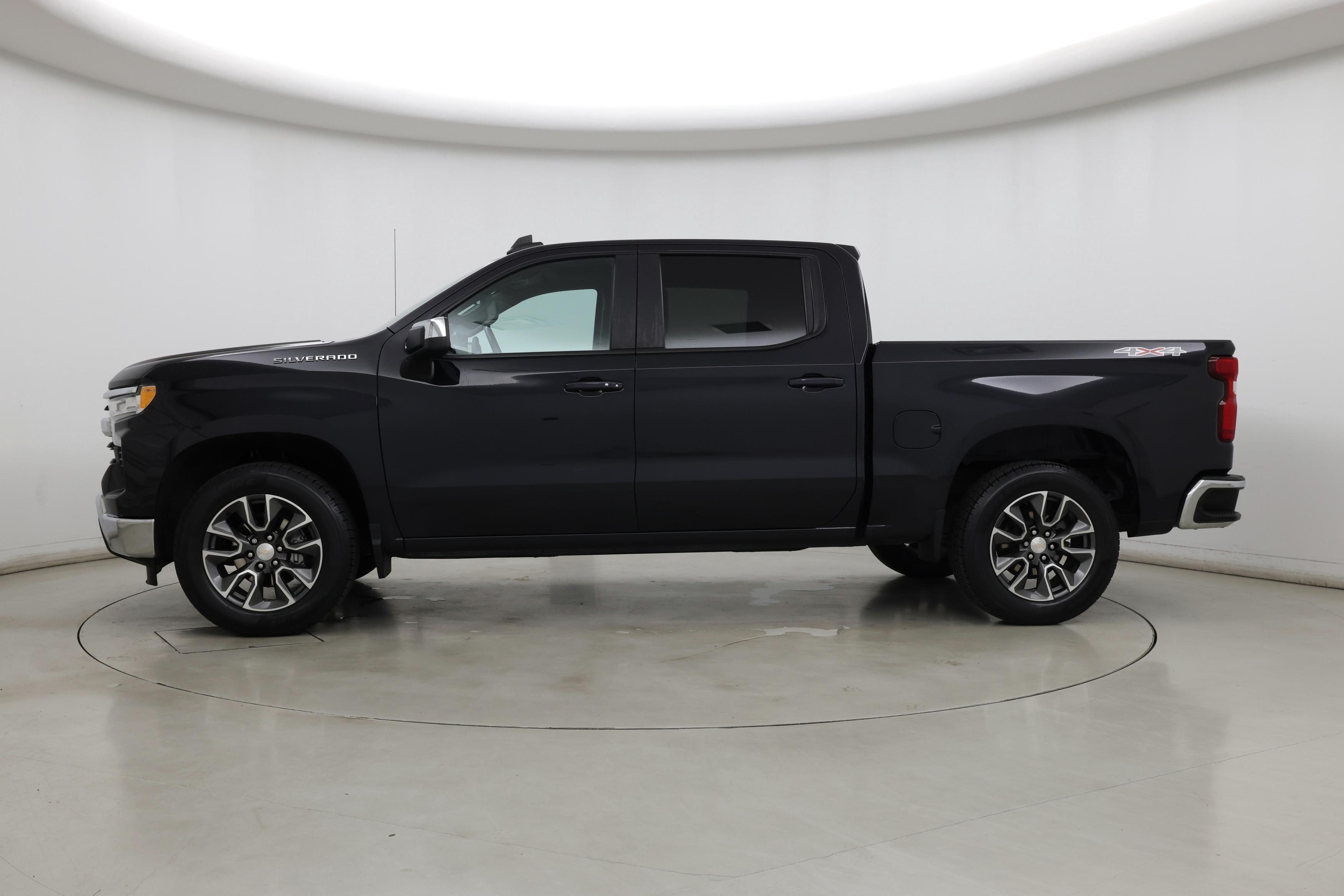 Thumbnail: 2022 Chevrolet Silverado 1500 - 3