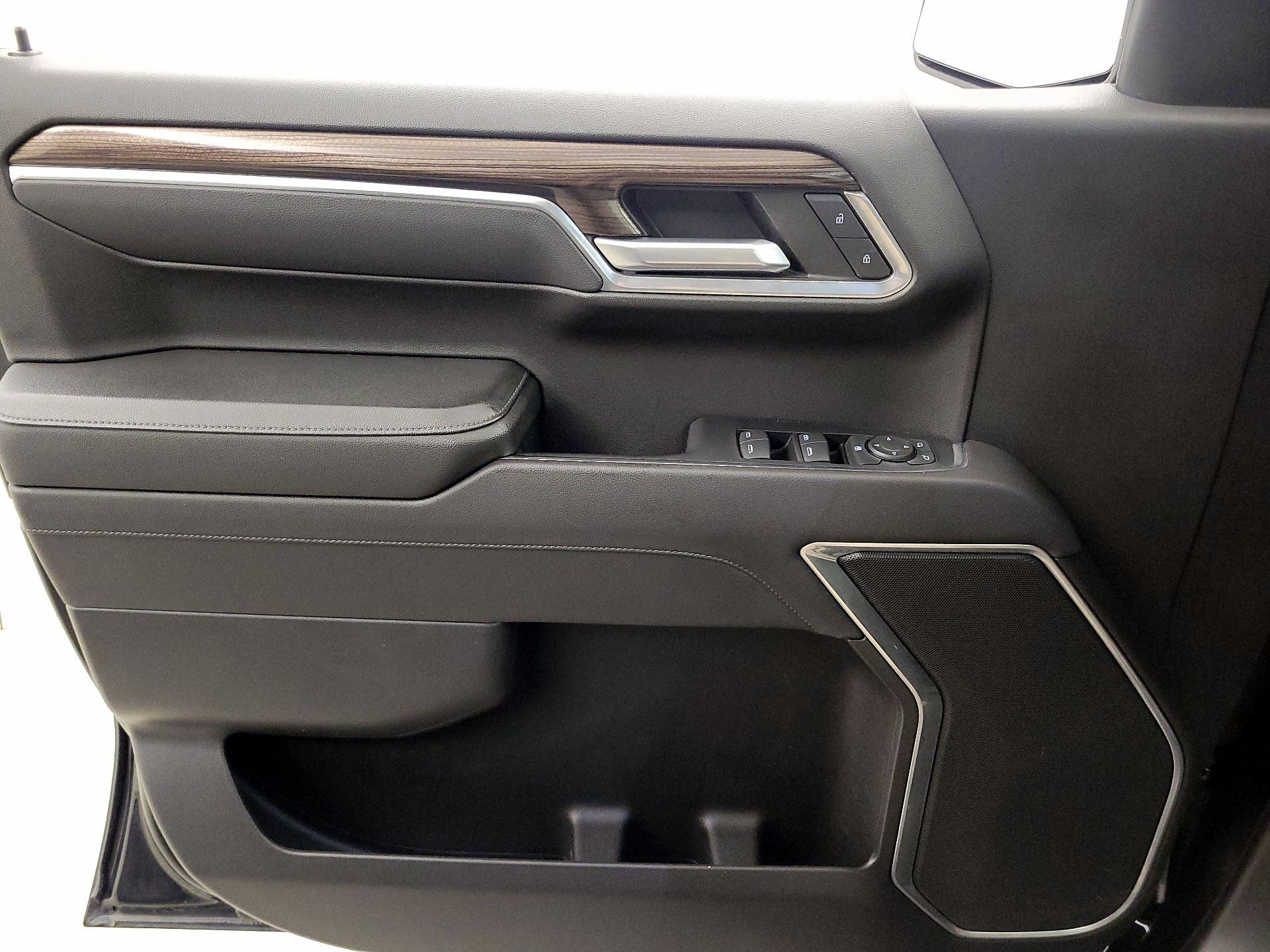 Thumbnail: 2022 Chevrolet Silverado 1500 - 12
