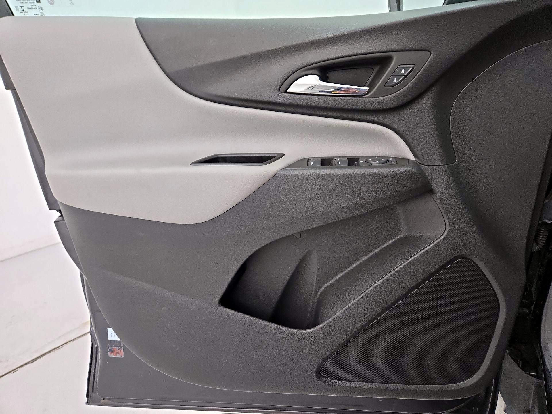 Thumbnail: 2022 Chevrolet Equinox - 12