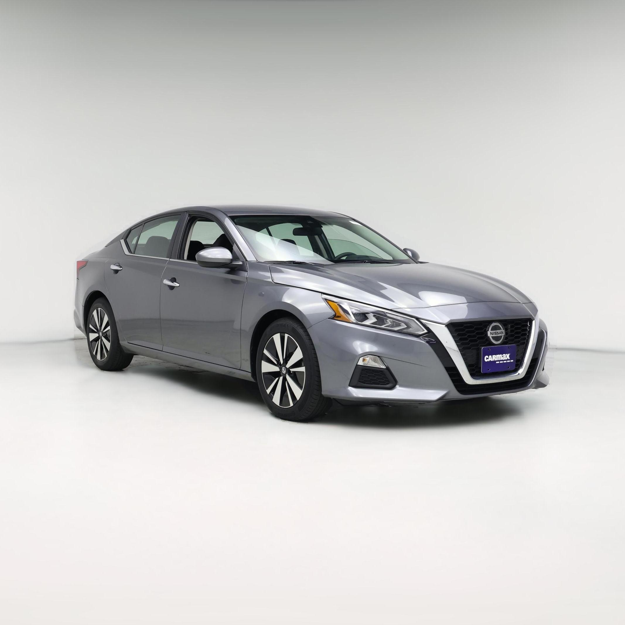 Thumbnail: 2022 Nissan Altima - 1