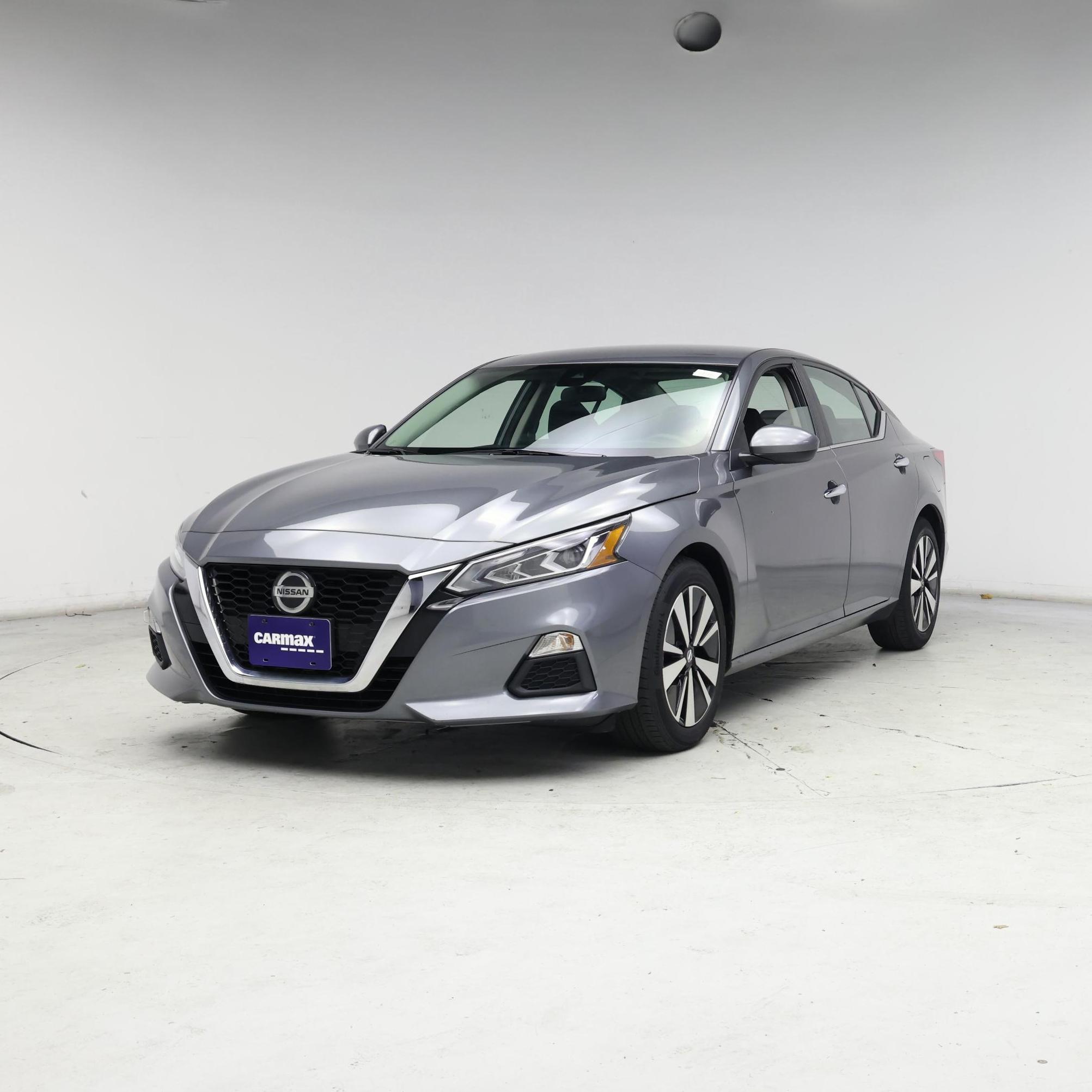 Thumbnail: 2022 Nissan Altima - 4