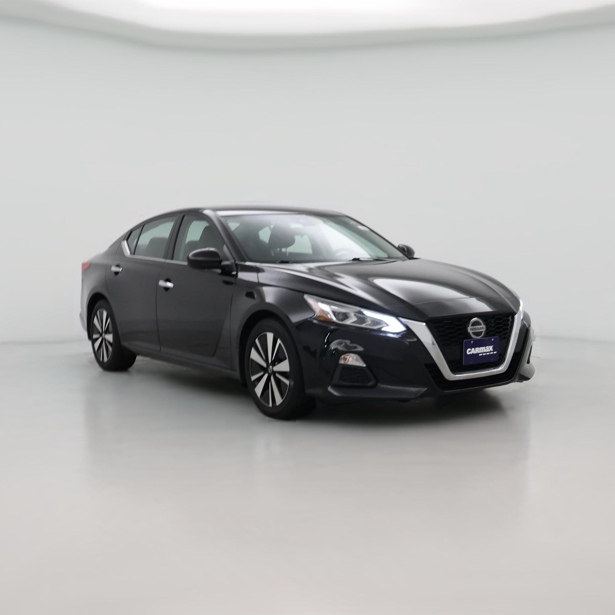 Thumbnail: 2022 Nissan Altima - 1