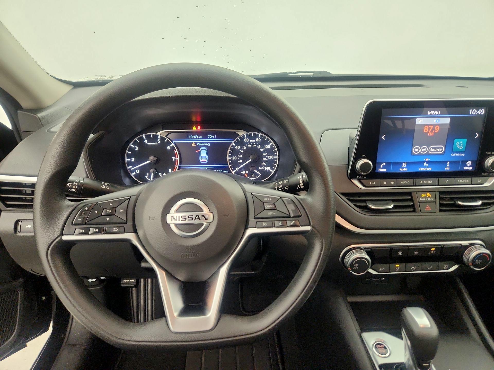 Thumbnail: 2022 Nissan Altima - 9