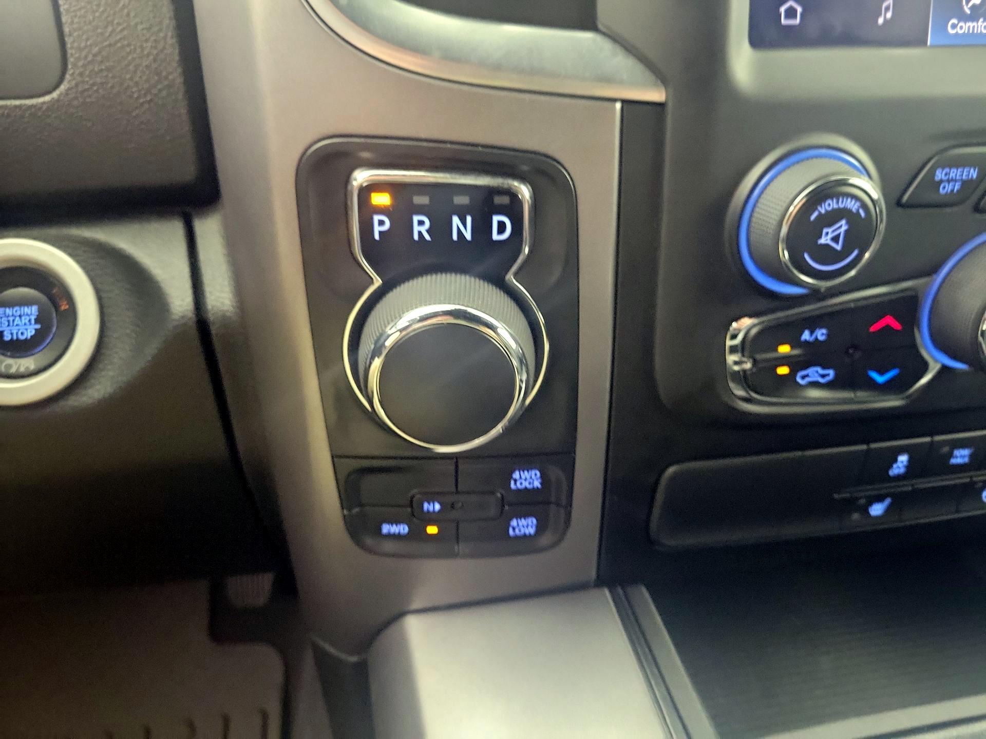 Thumbnail: 2022 RAM 1500 Classic - 17