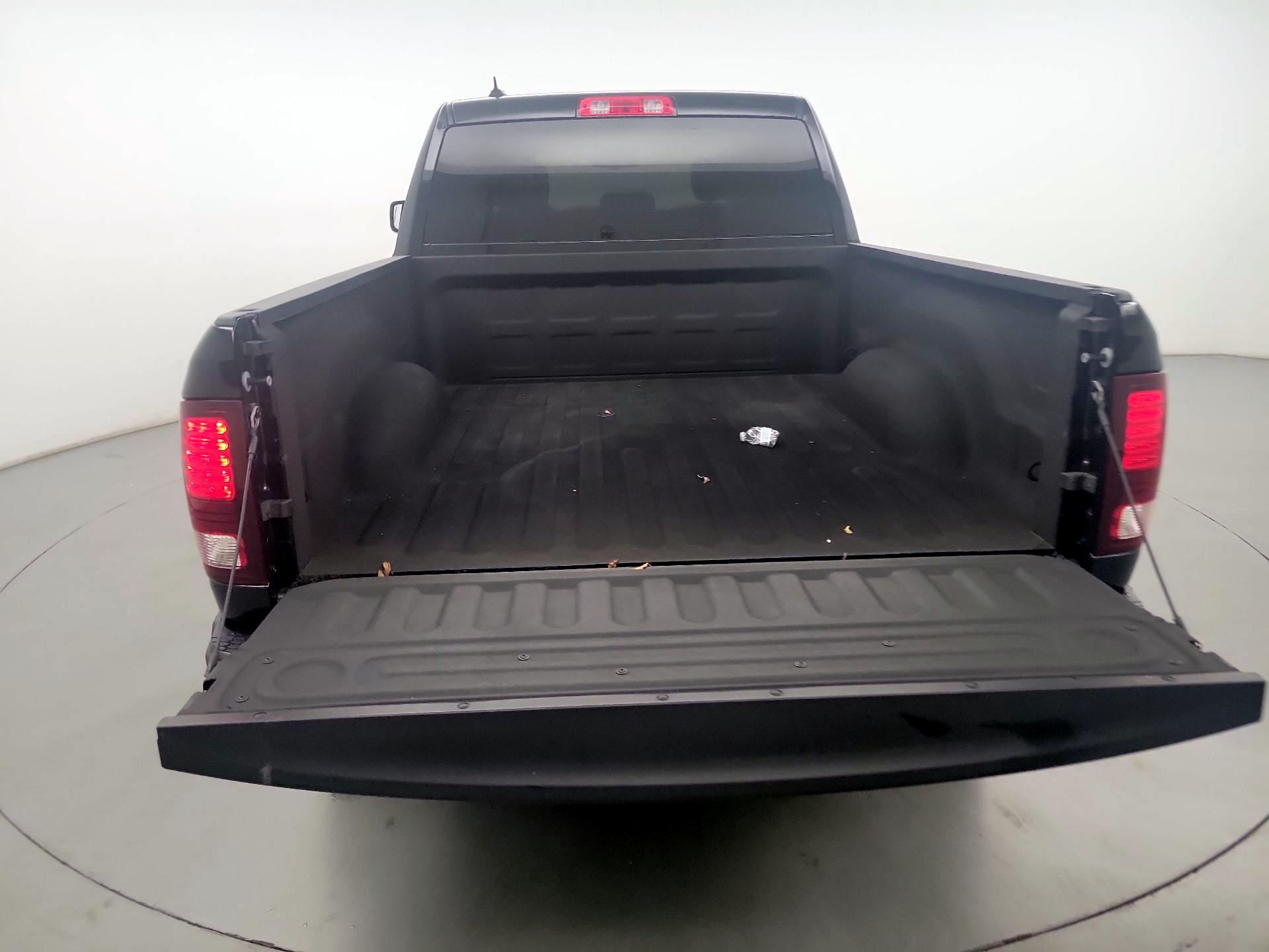 Thumbnail: 2022 RAM 1500 Classic - 20