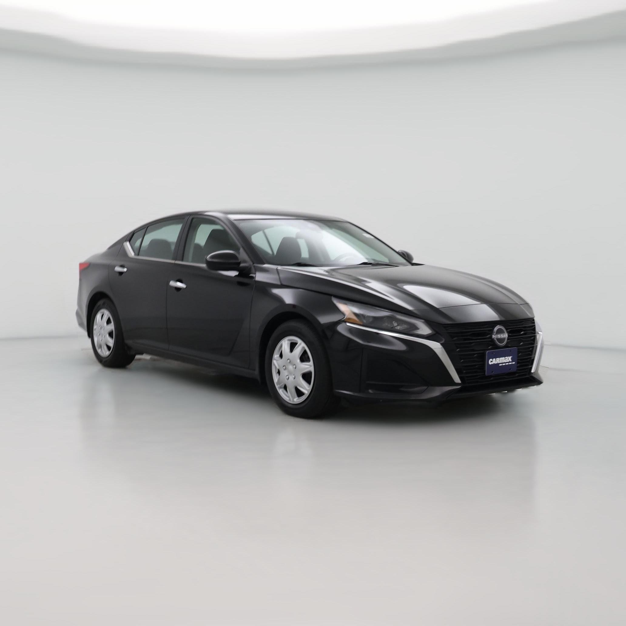 Thumbnail: 2023 Nissan Altima - 1