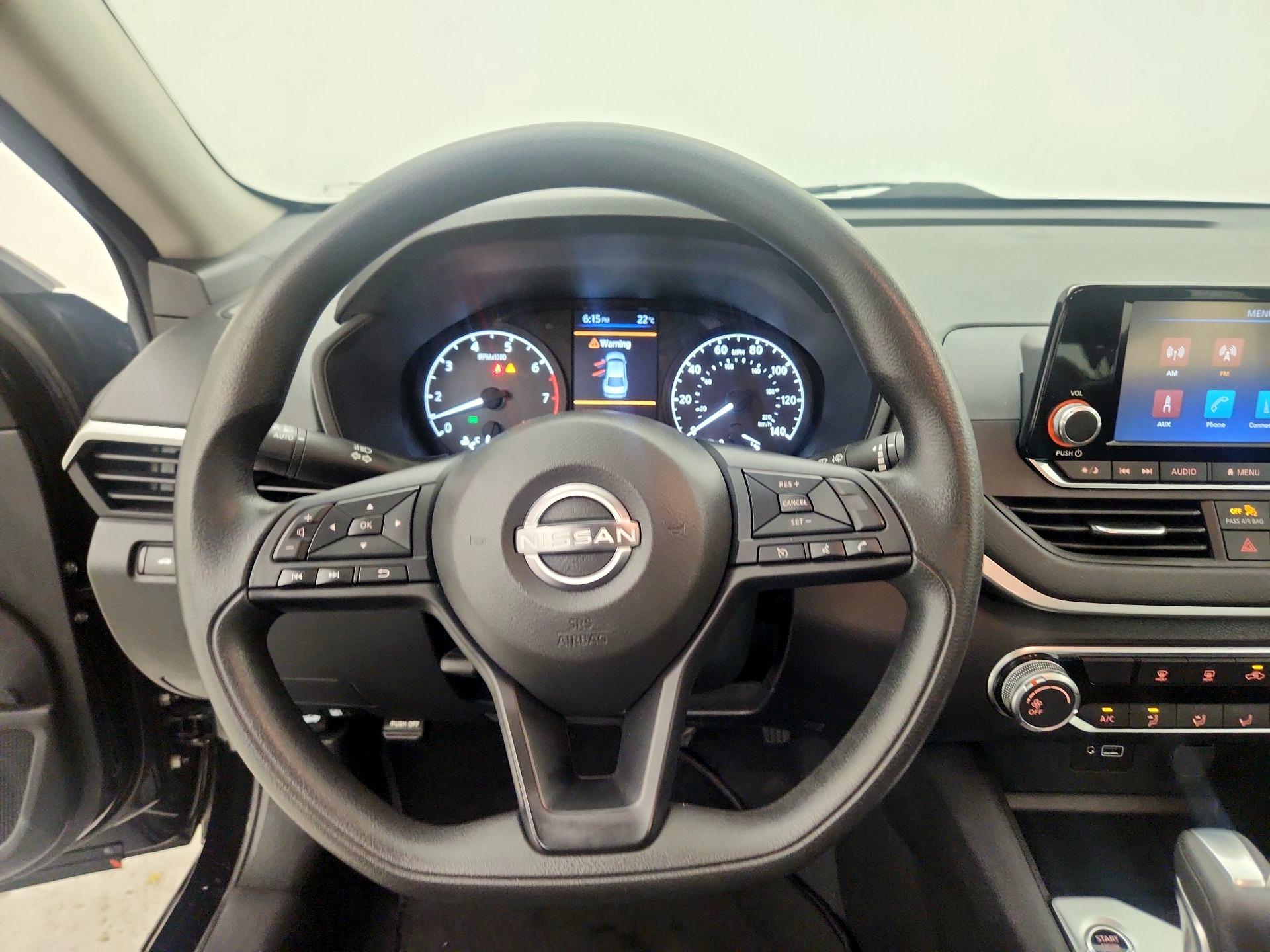 Thumbnail: 2023 Nissan Altima - 10