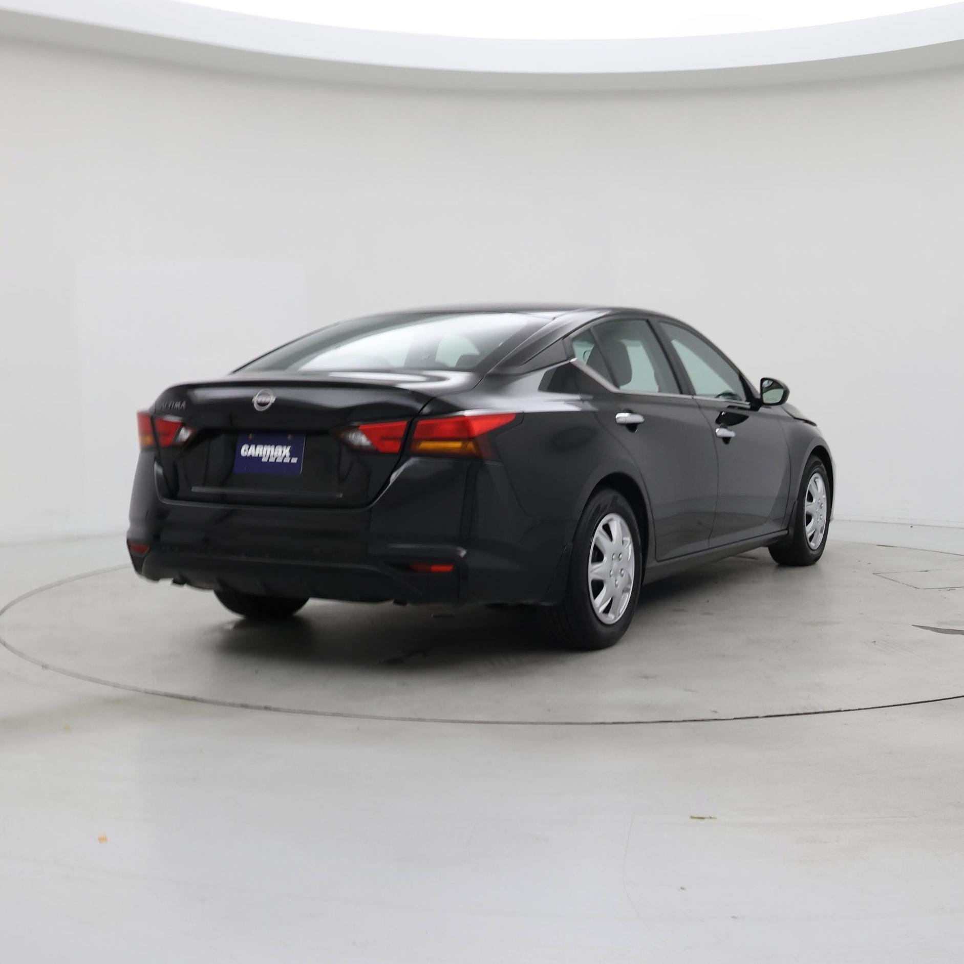 Thumbnail: 2023 Nissan Altima - 8