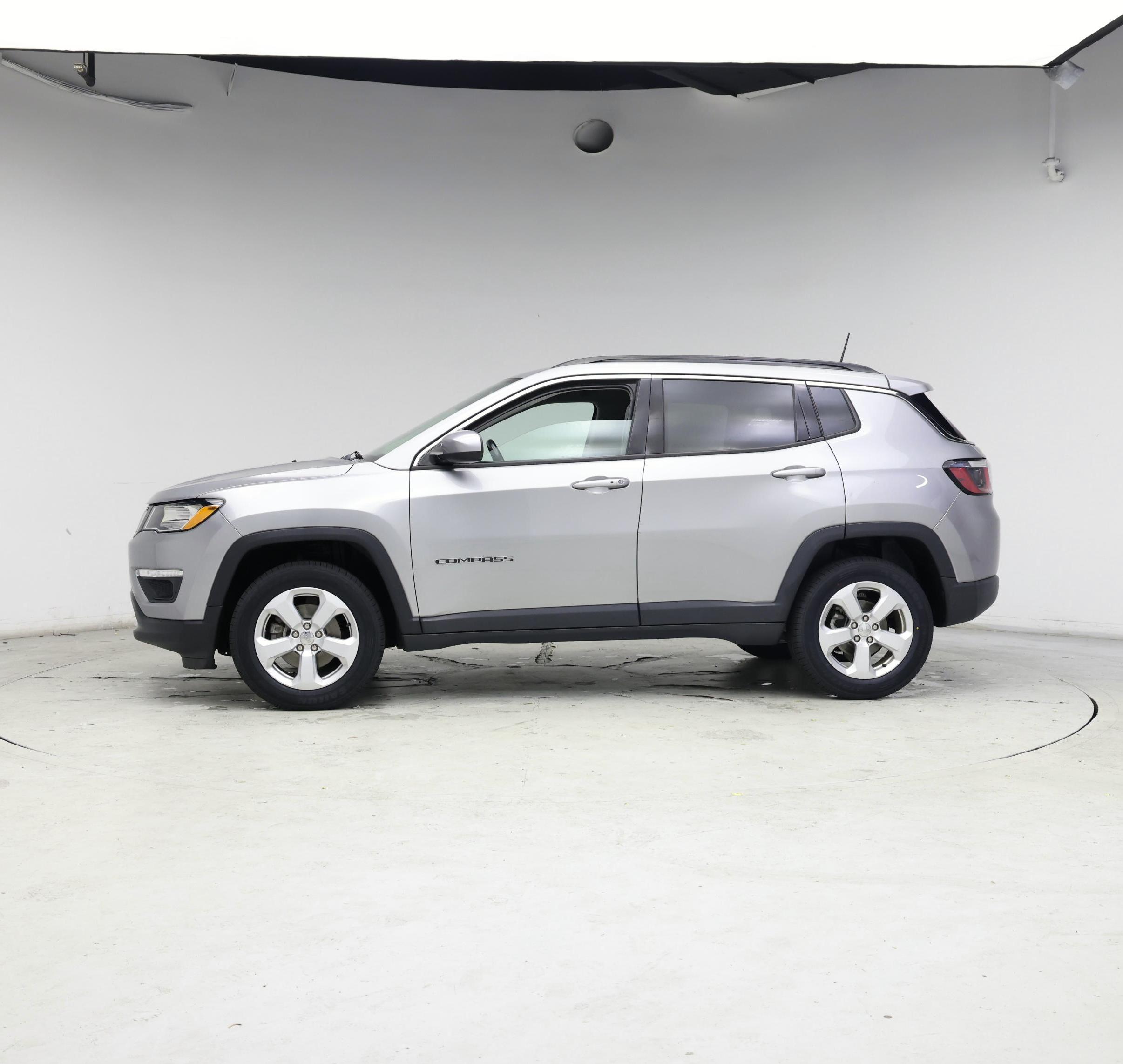 Thumbnail: 2020 Jeep Compass - 3