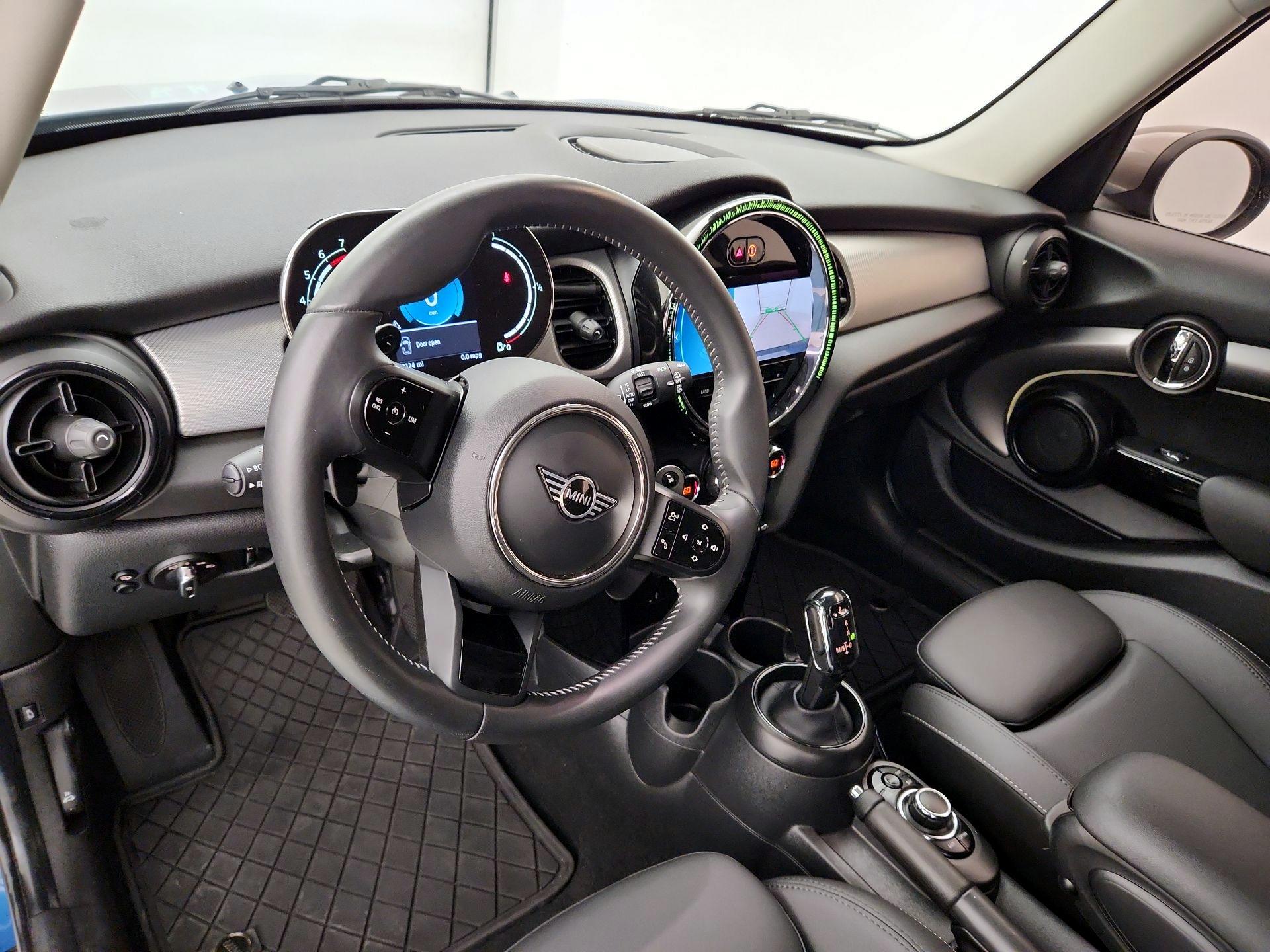 Thumbnail: 2023 MINI Cooper Hardtop - 9