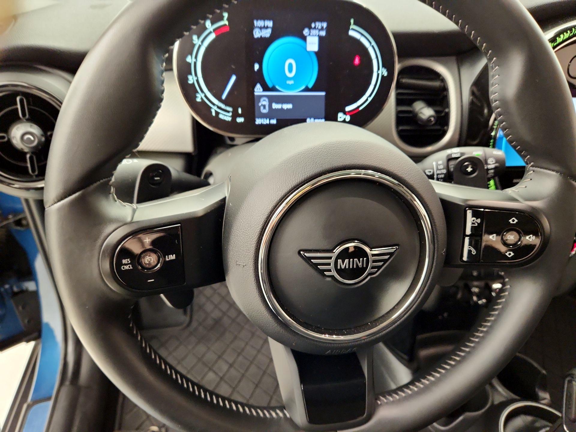 Thumbnail: 2023 MINI Cooper Hardtop - 10