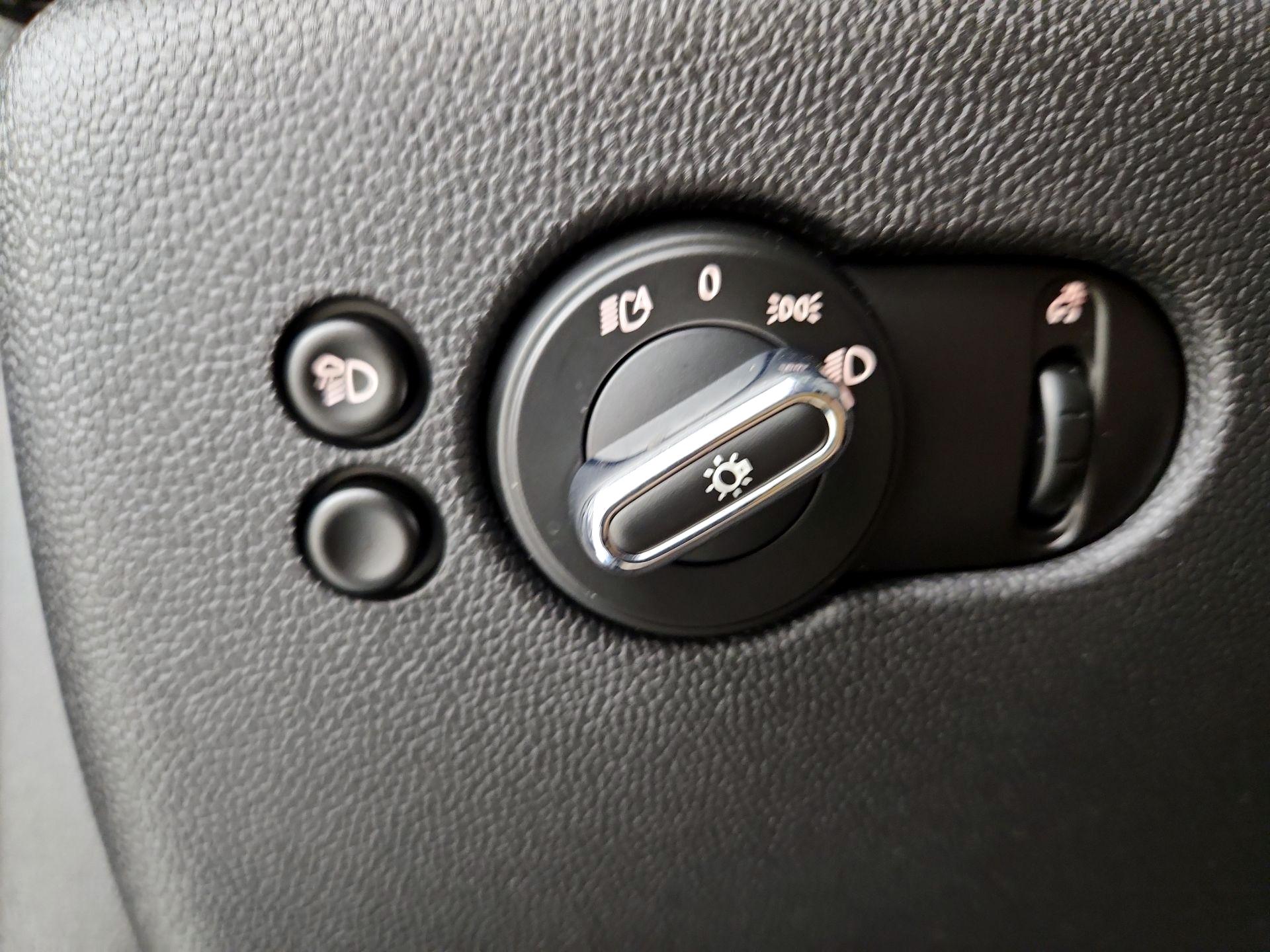 Thumbnail: 2023 MINI Cooper Hardtop - 13