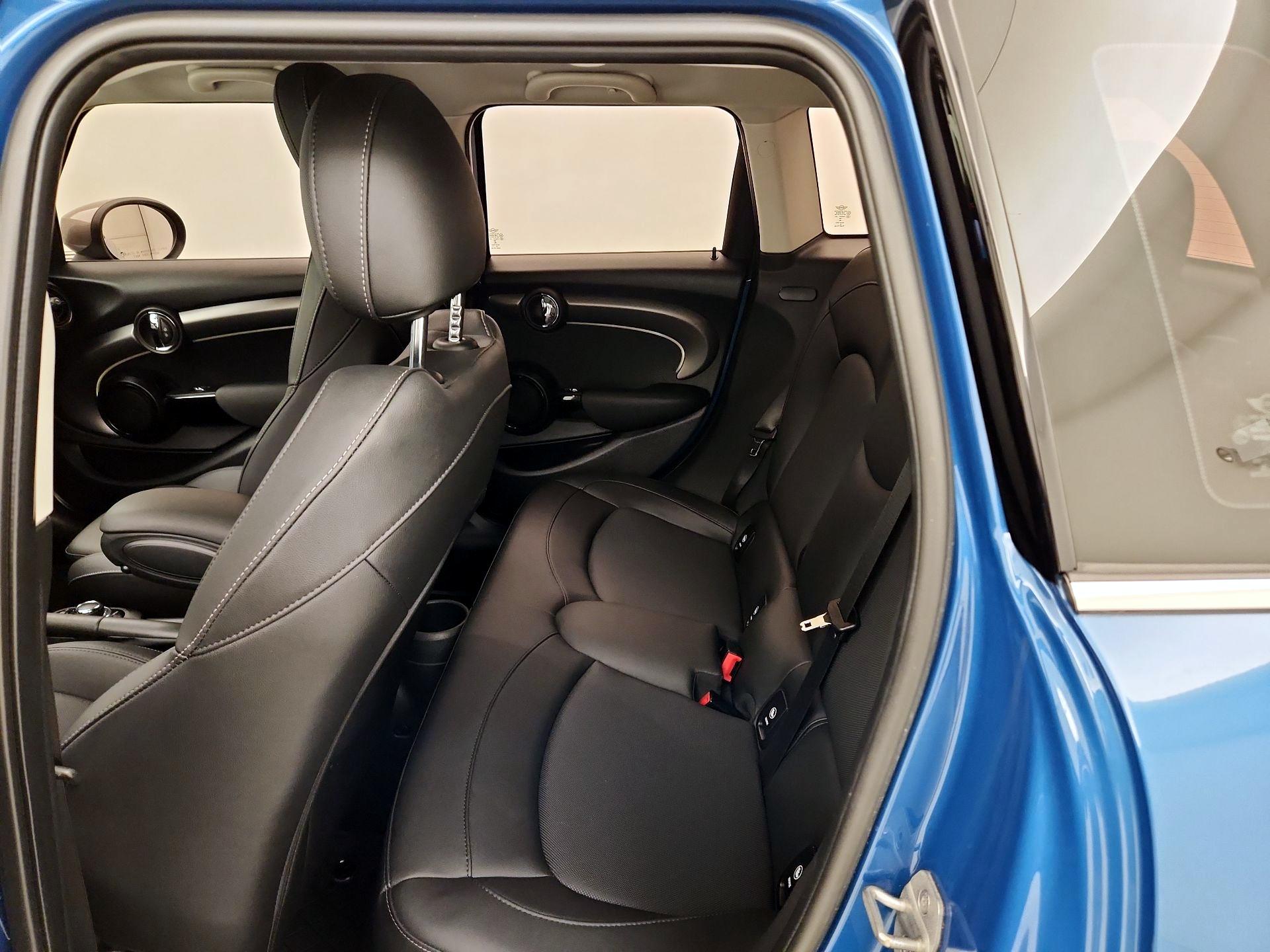 Thumbnail: 2023 MINI Cooper Hardtop - 19