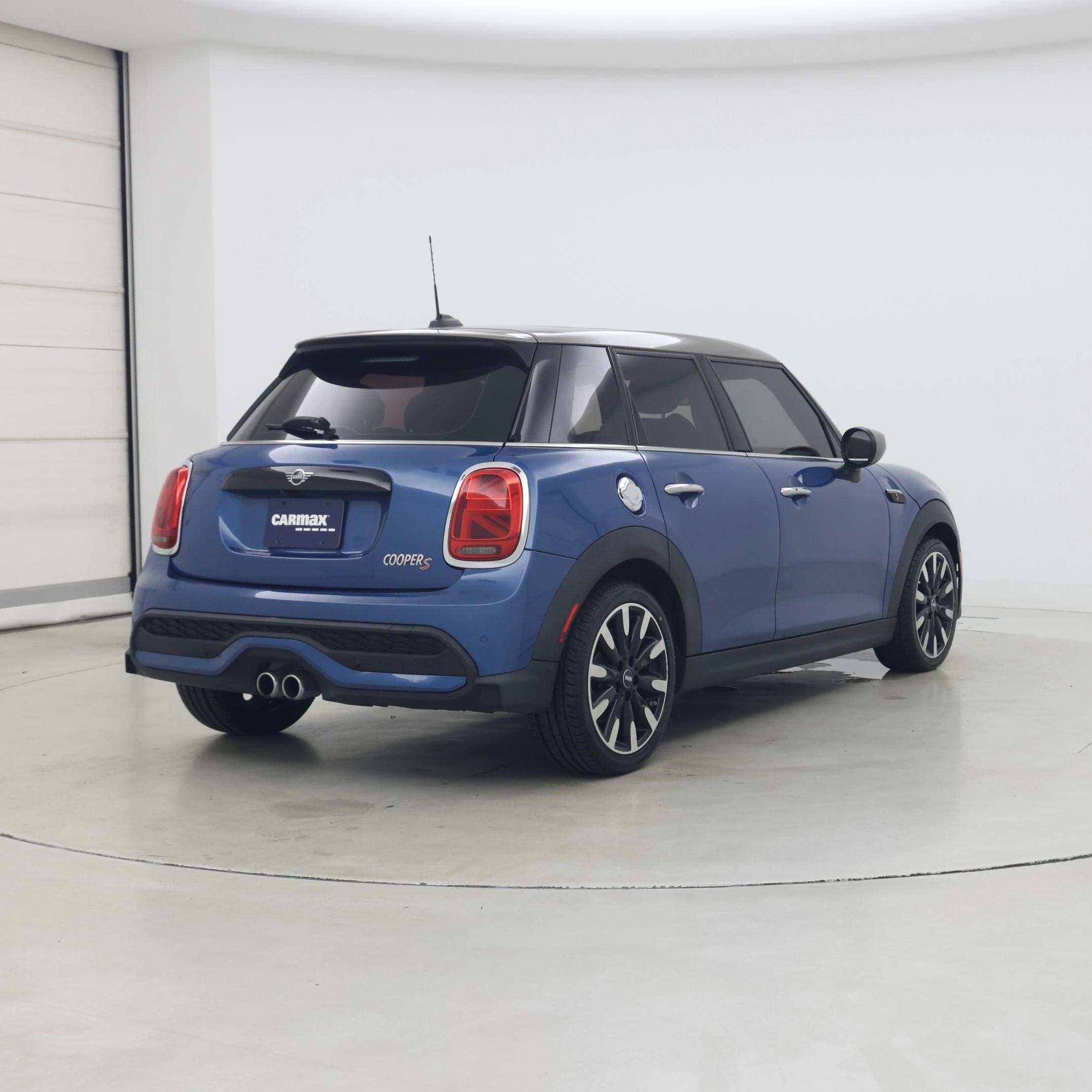 Thumbnail: 2023 MINI Cooper Hardtop - 8