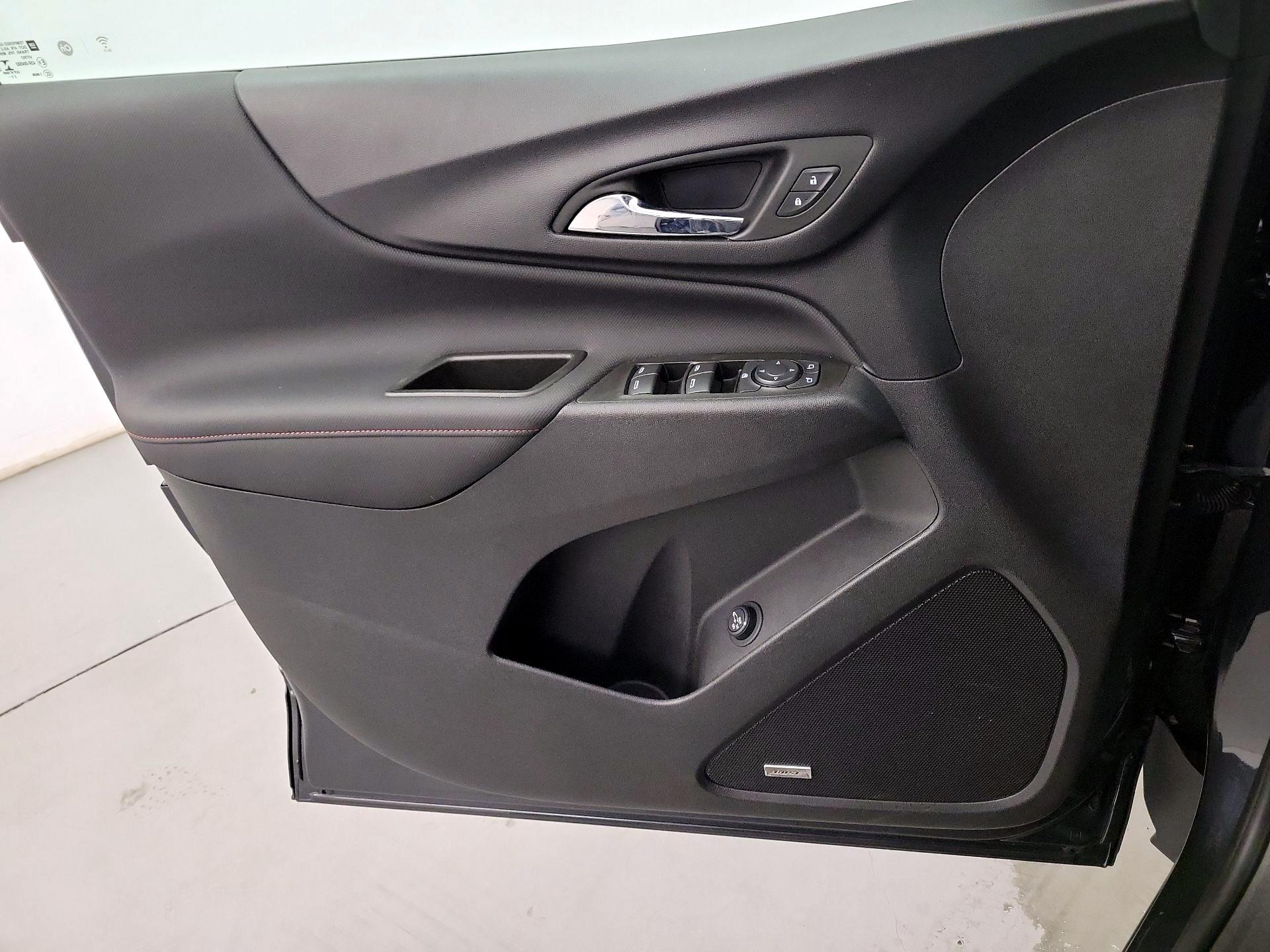 Thumbnail: 2023 Chevrolet Equinox - 12