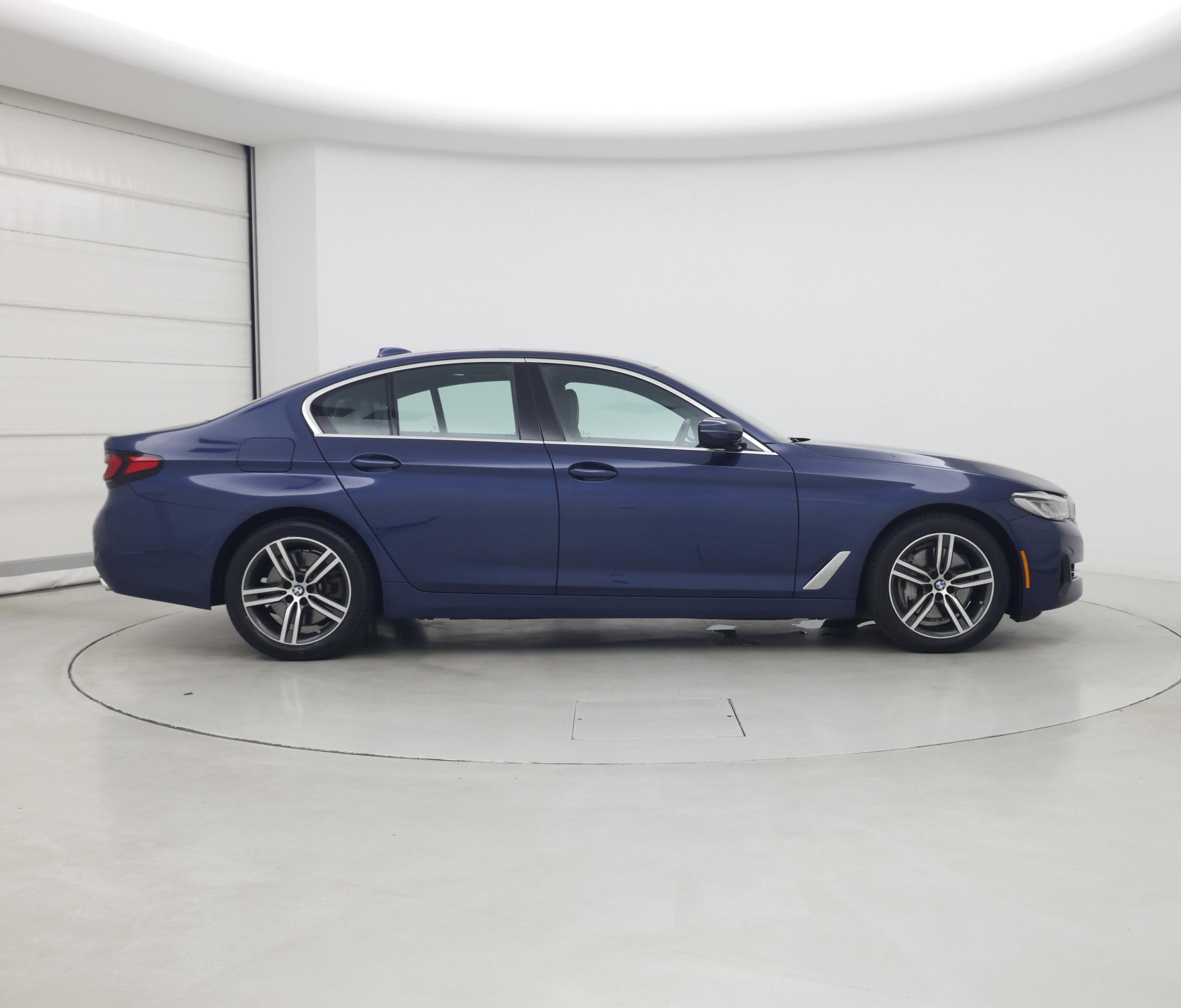 Thumbnail: 2021 BMW 5 Series - 7