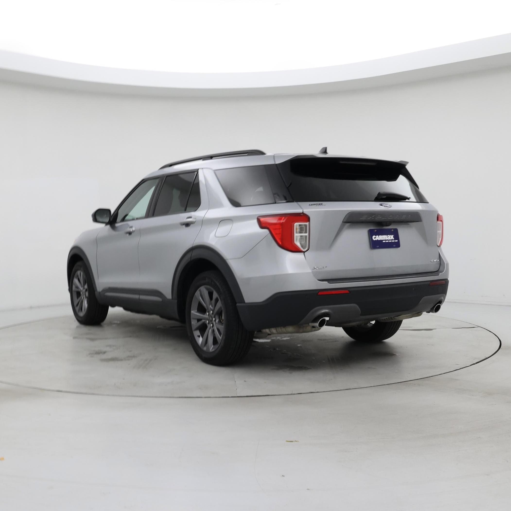 Thumbnail: 2022 Ford Explorer - 2