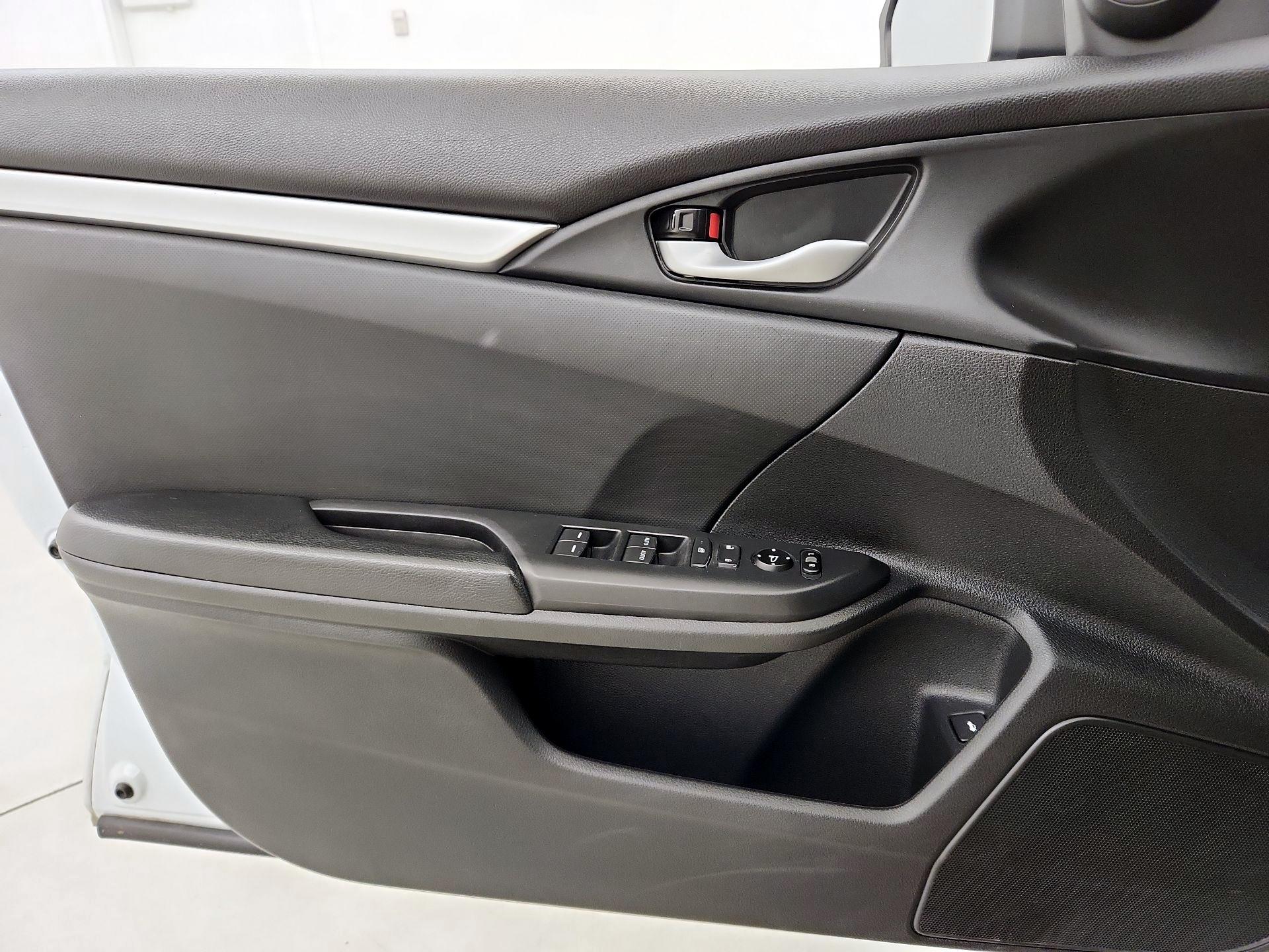 Thumbnail: 2020 Honda Civic - 12