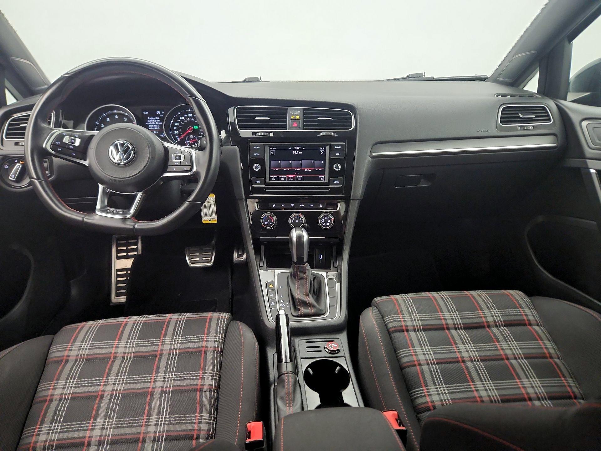 Thumbnail: 2020 Volkswagen Golf - 9
