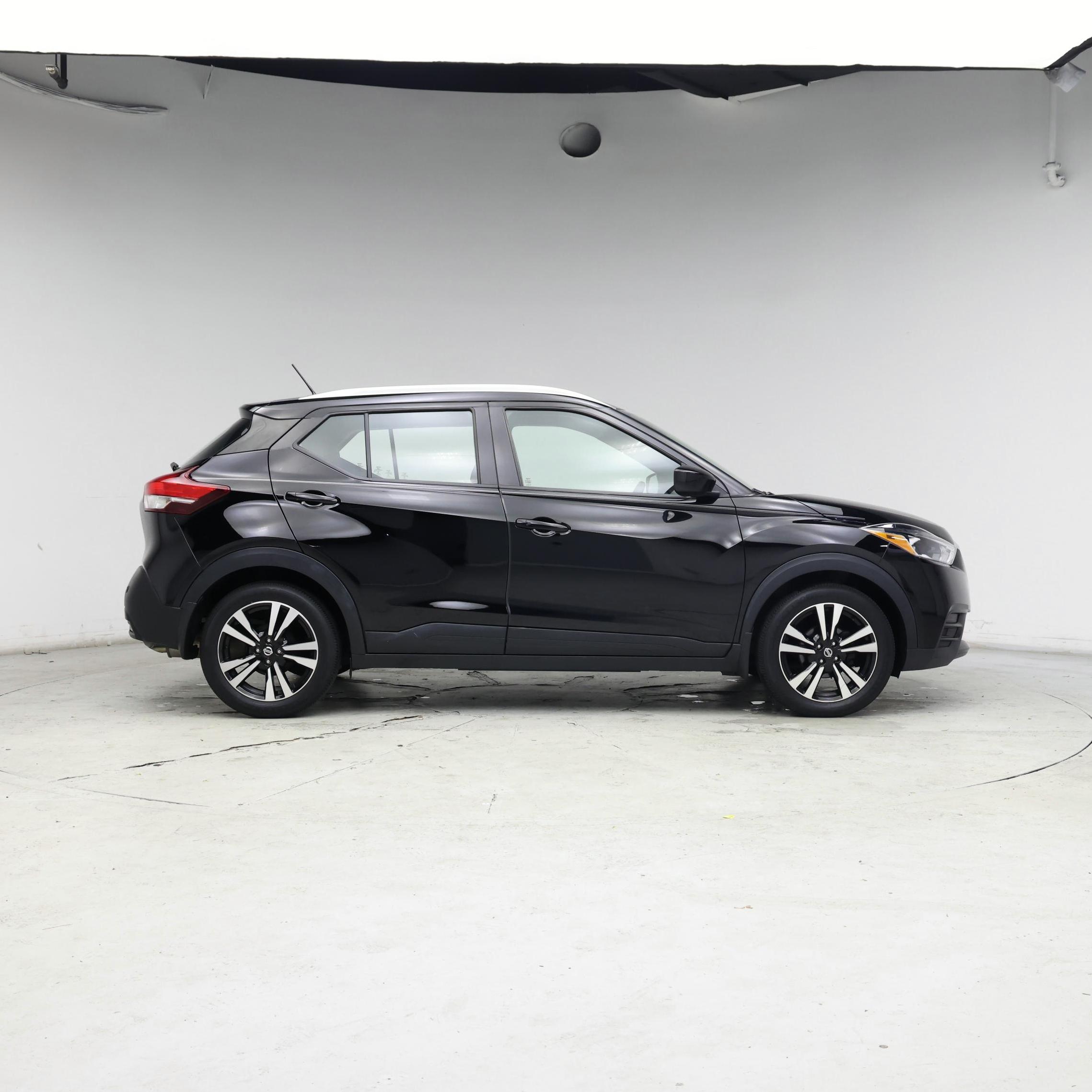 Thumbnail: 2020 Nissan Kicks - 7