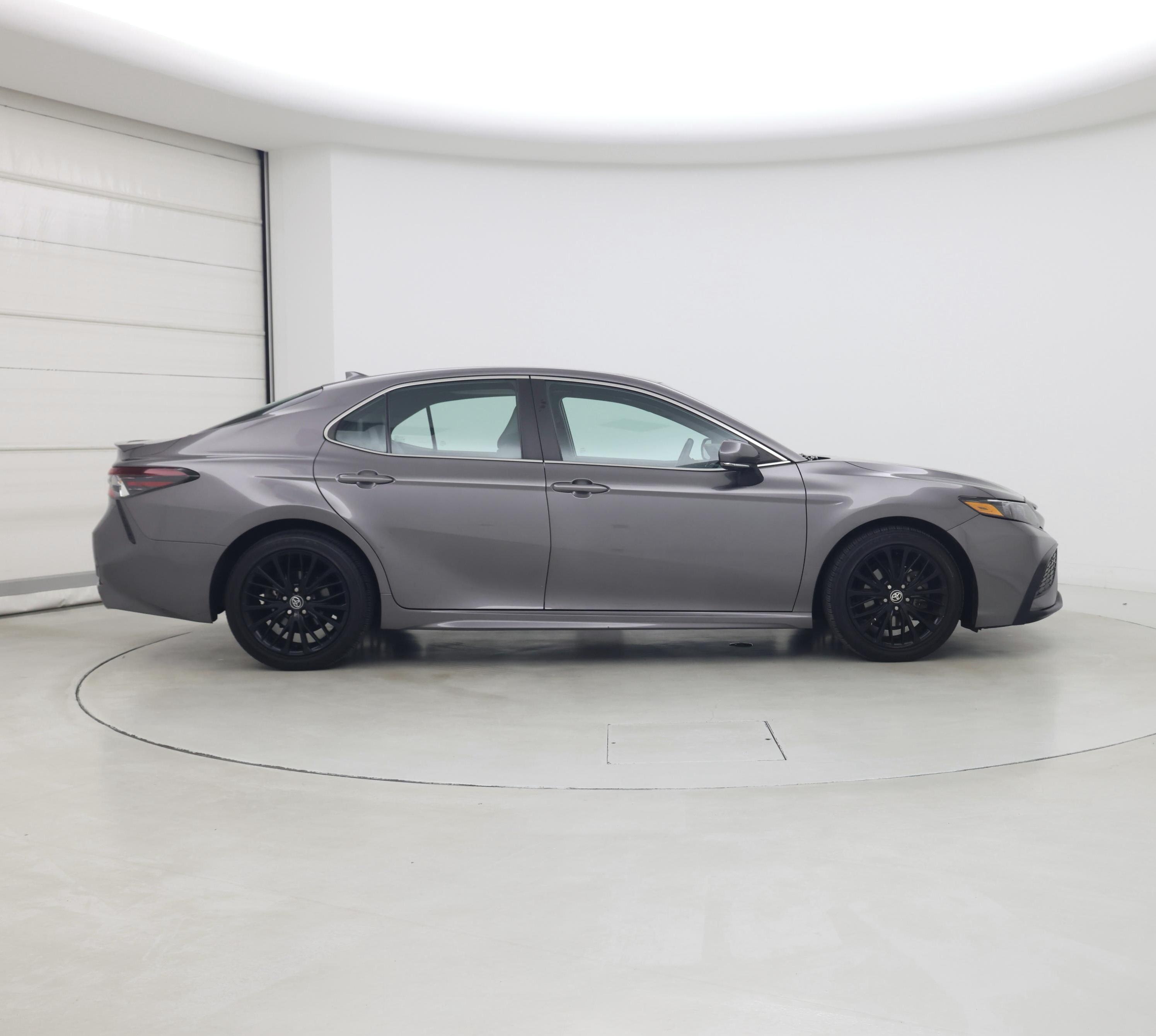 Thumbnail: 2022 Toyota Camry - 7