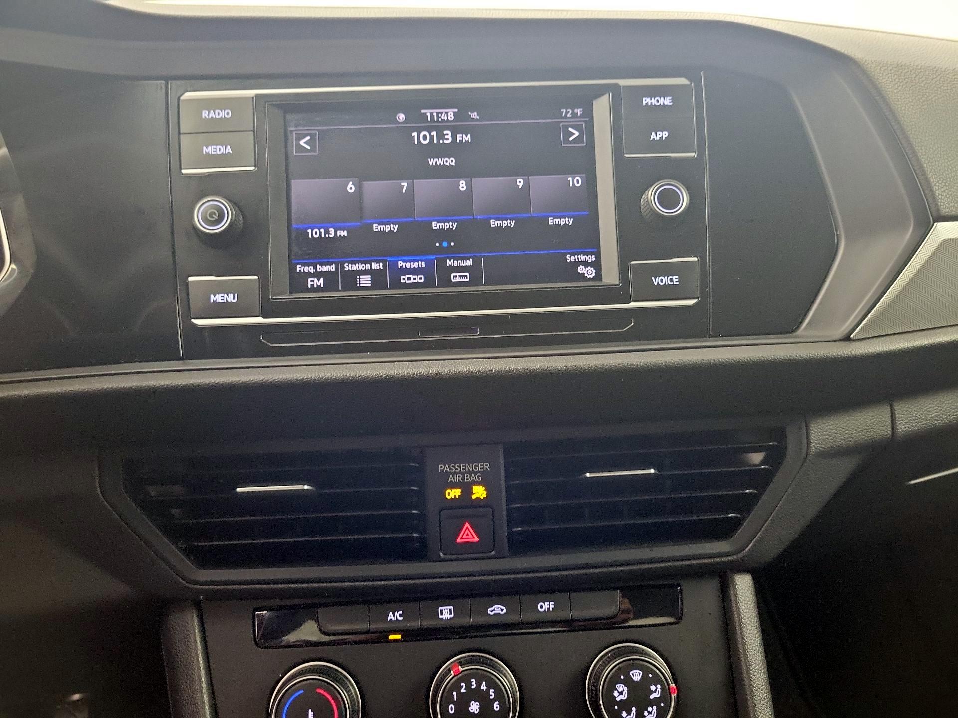 Thumbnail: 2021 Volkswagen Jetta - 12