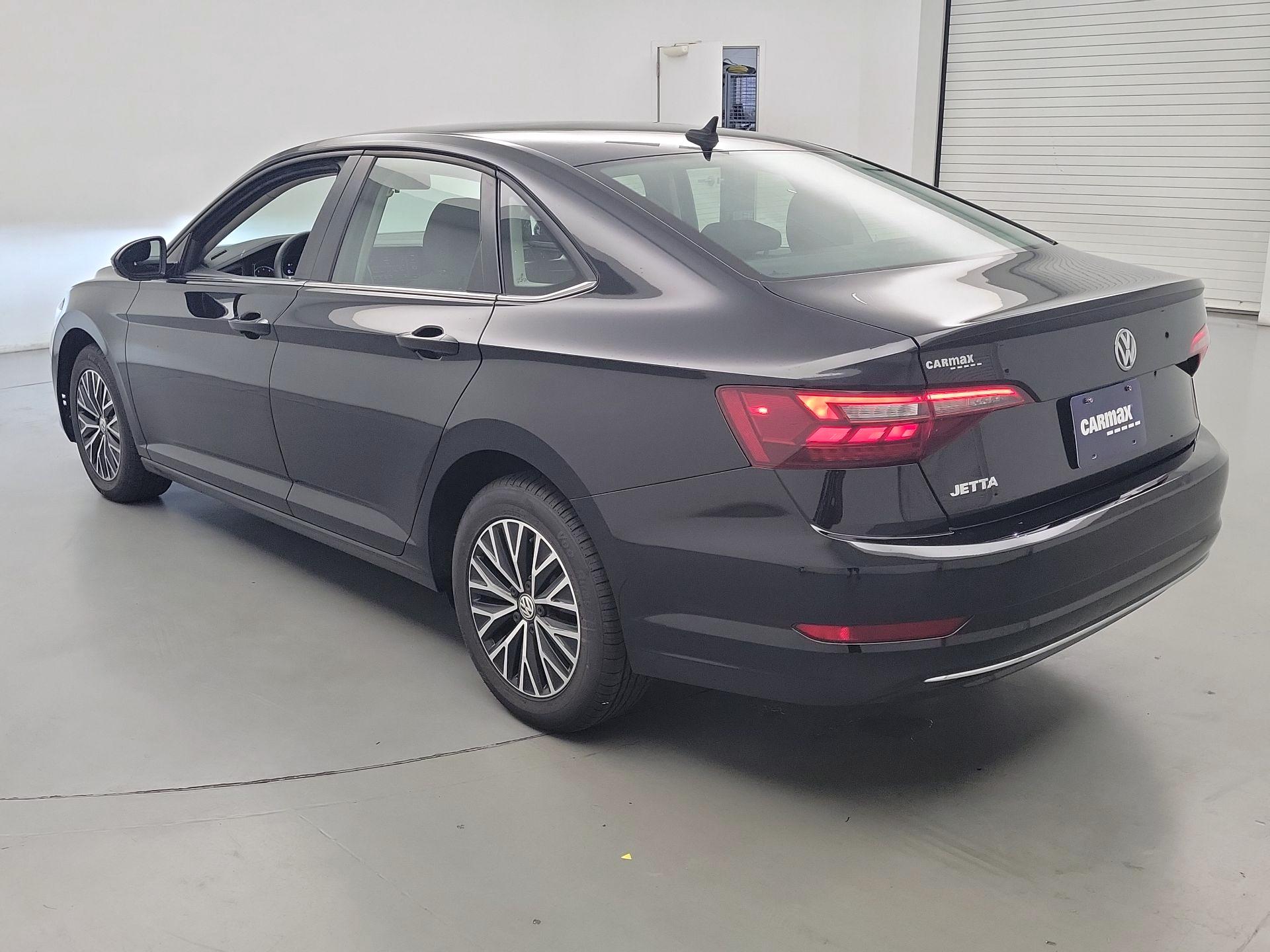 Thumbnail: 2021 Volkswagen Jetta - 7