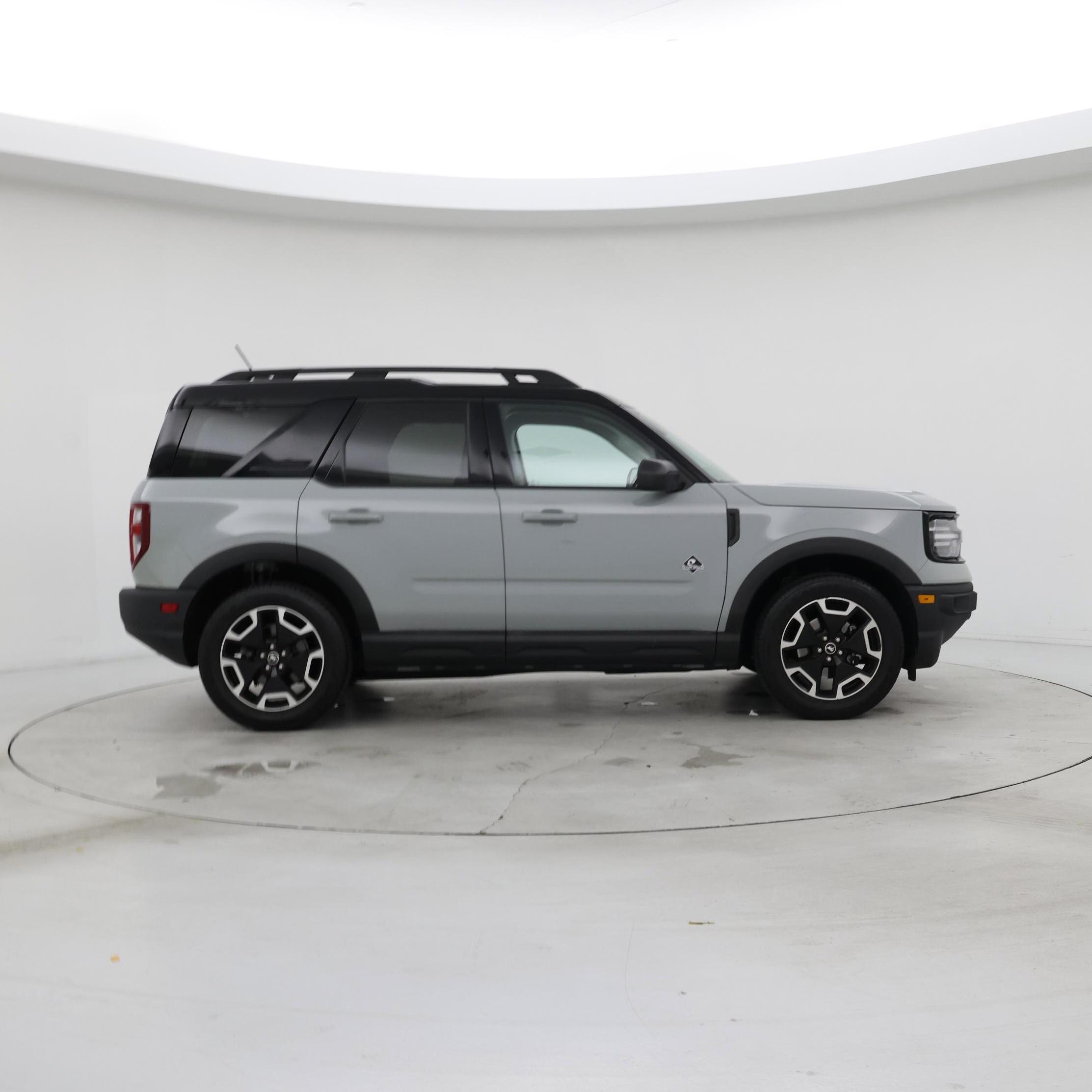 Thumbnail: 2022 Ford Bronco Sport - 7
