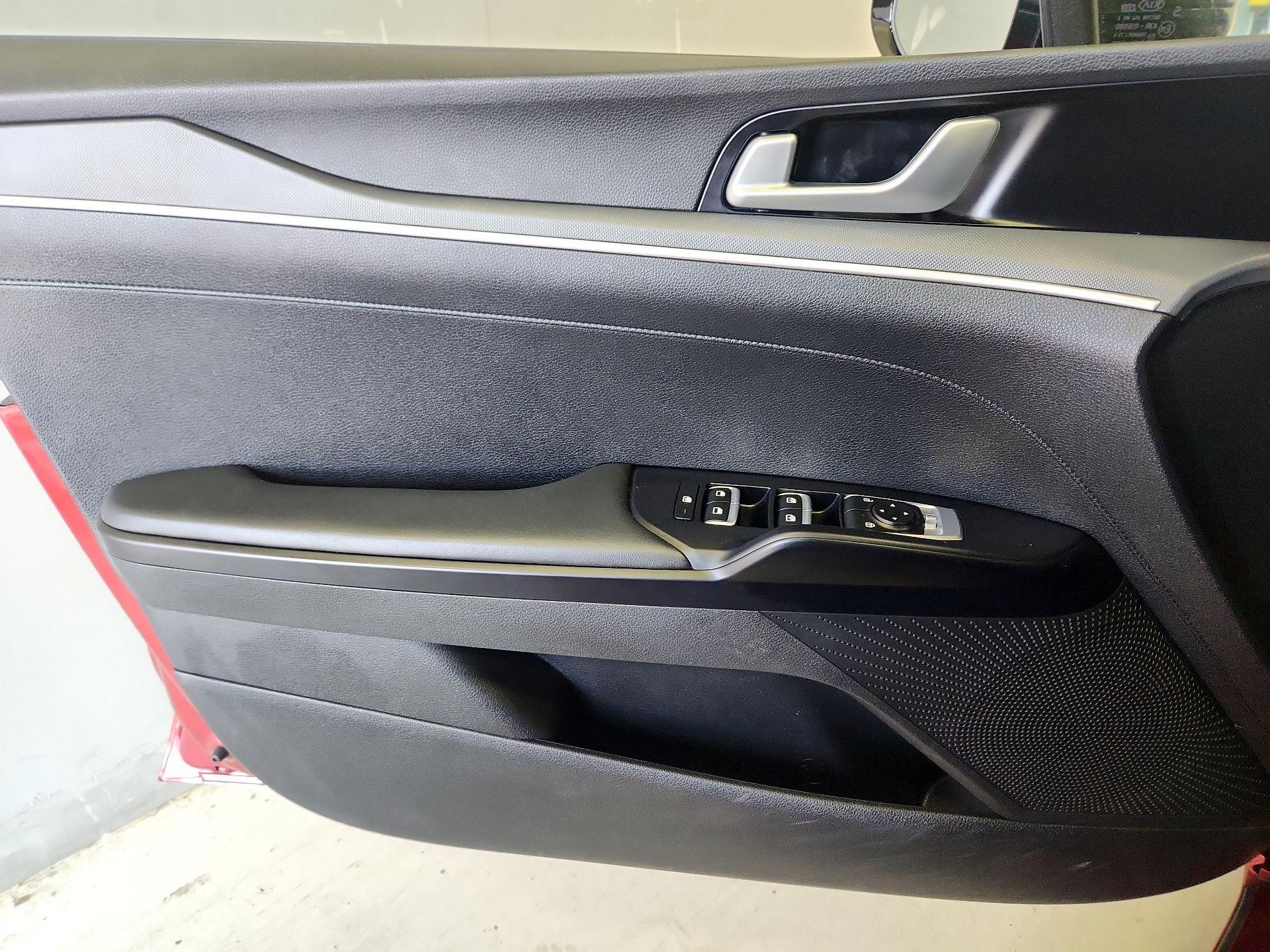 Thumbnail: 2021 Kia K5 - 12