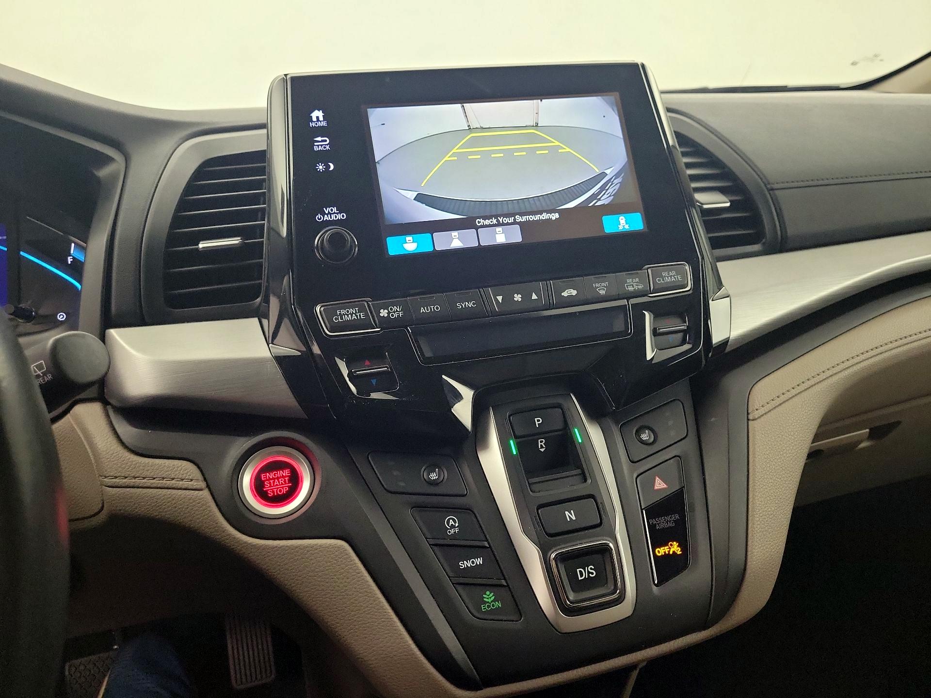 Thumbnail: 2020 Honda Odyssey - 12