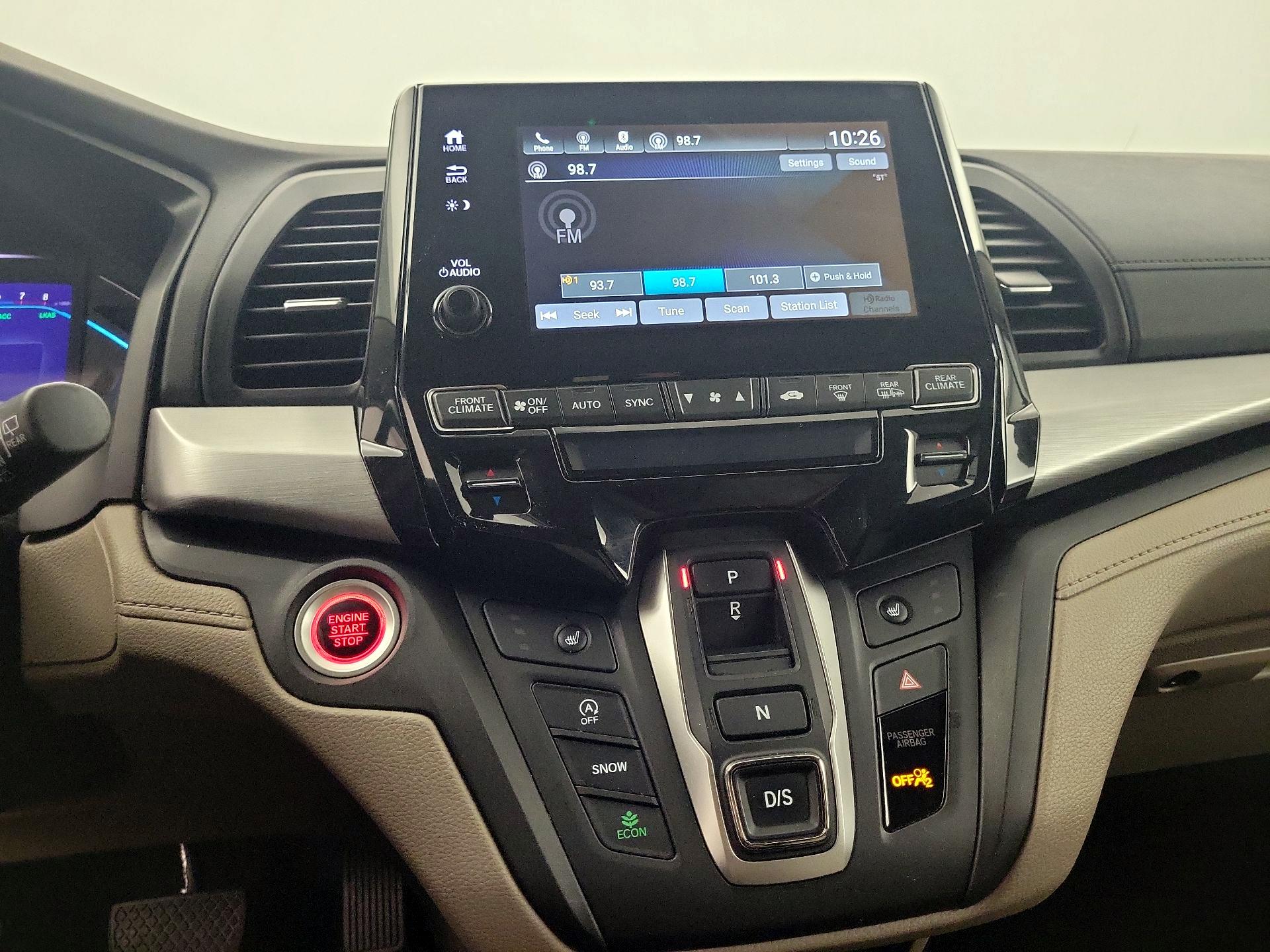 Thumbnail: 2020 Honda Odyssey - 14