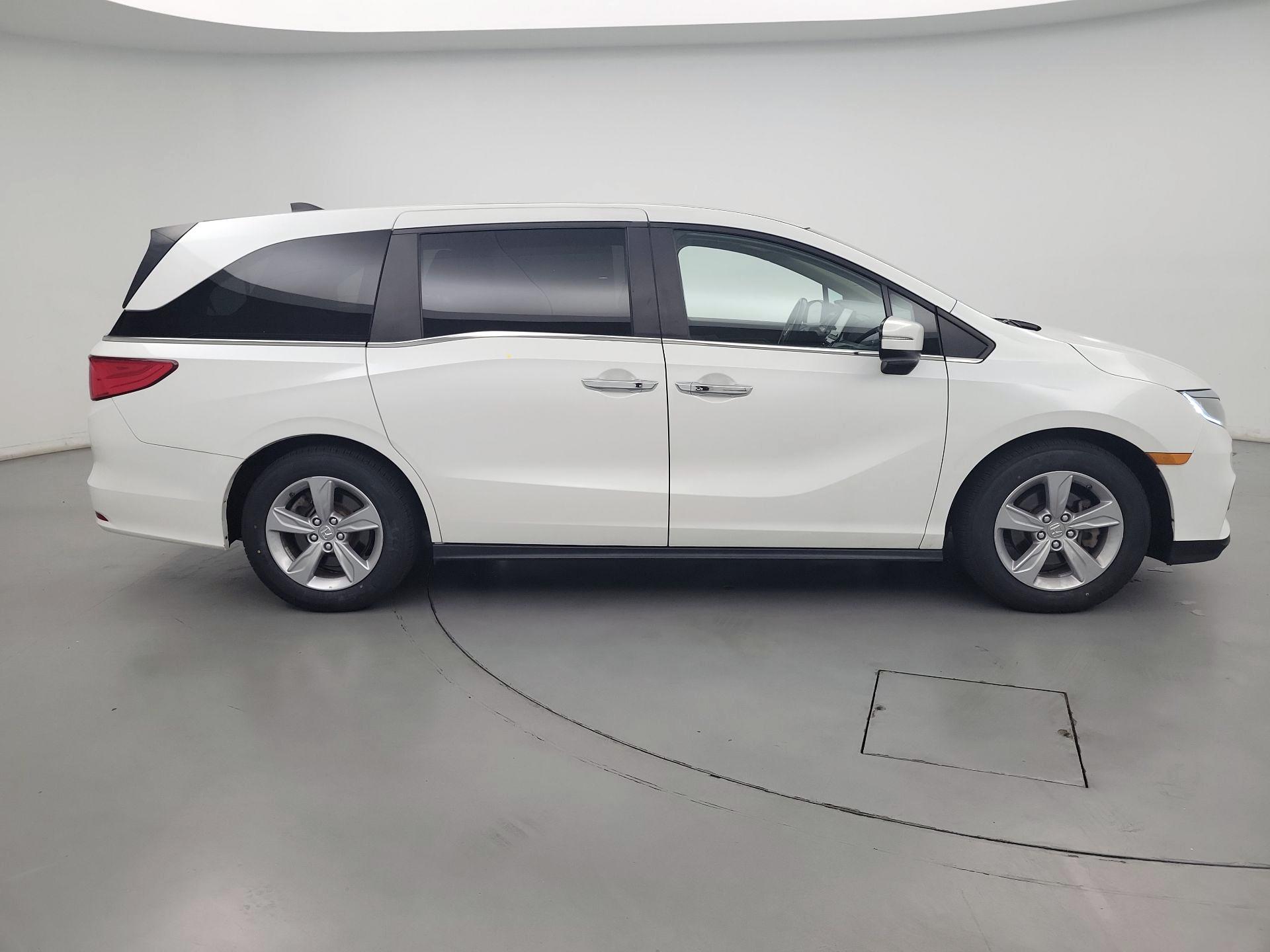 Thumbnail: 2020 Honda Odyssey - 4