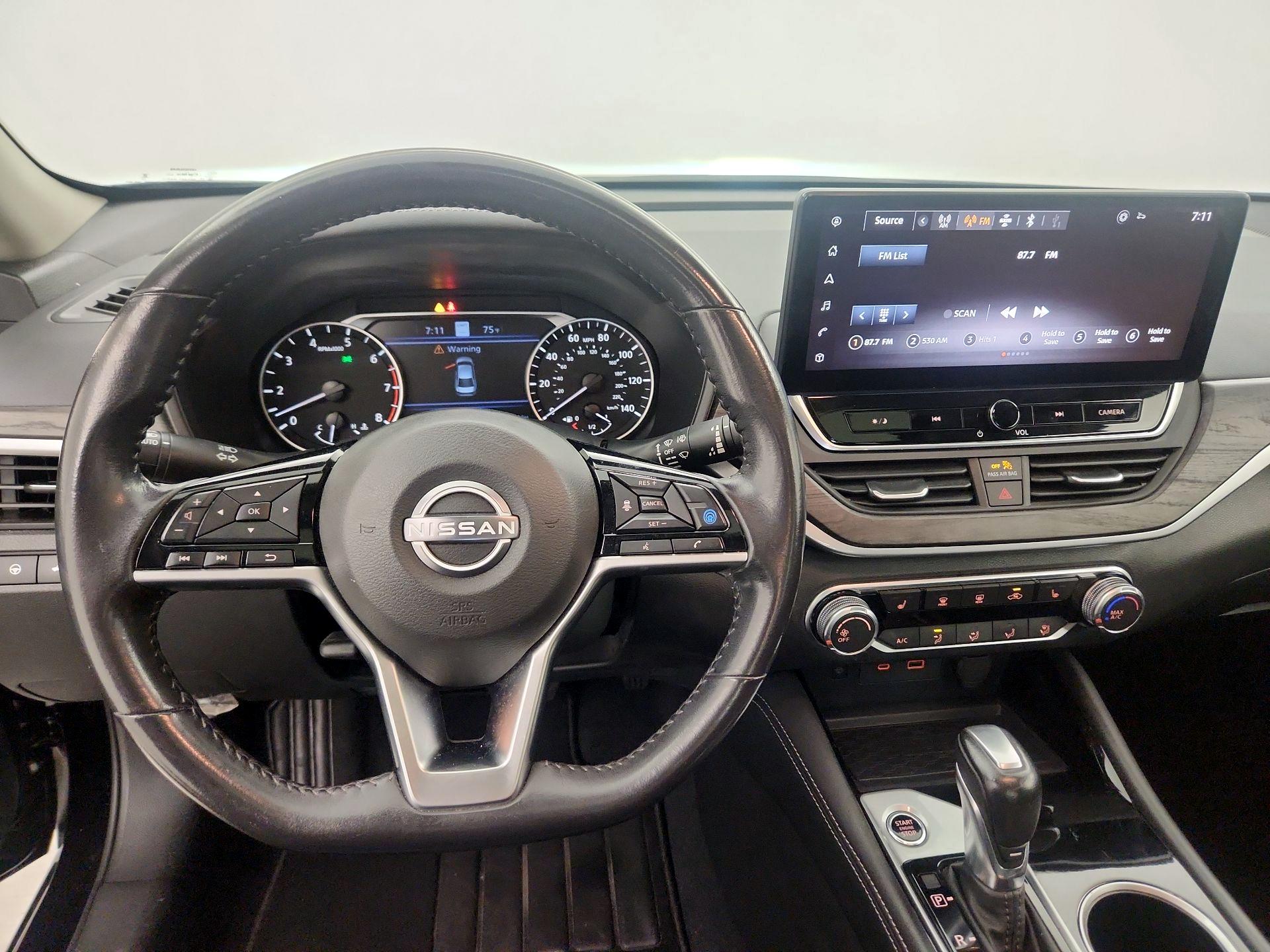 Thumbnail: 2023 Nissan Altima - 9