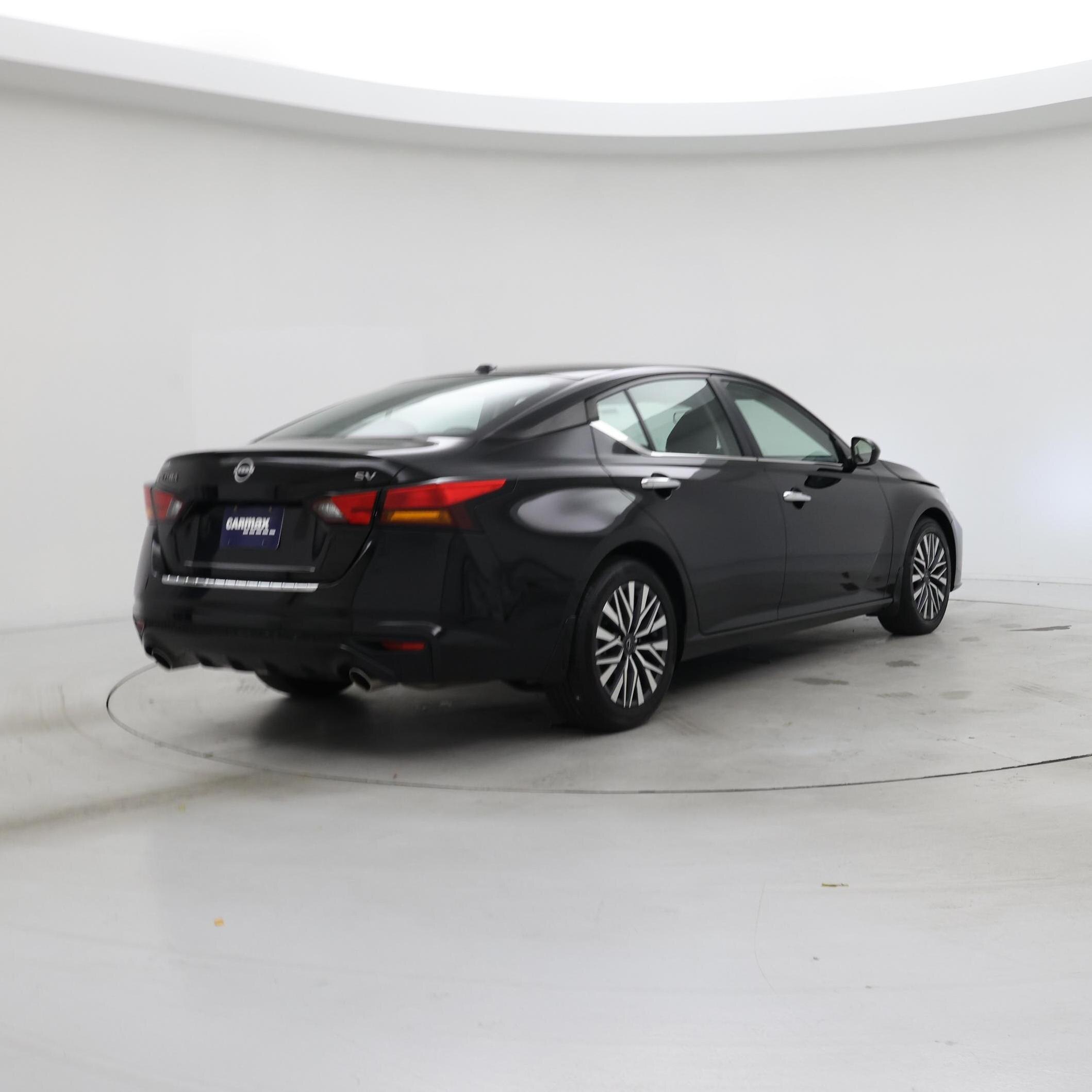 Thumbnail: 2023 Nissan Altima - 8