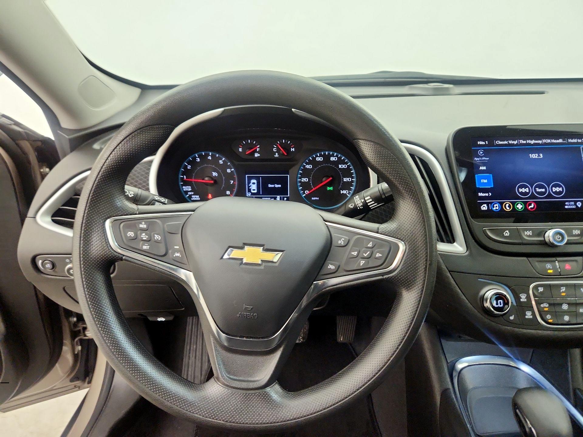 Thumbnail: 2023 Chevrolet Malibu - 10