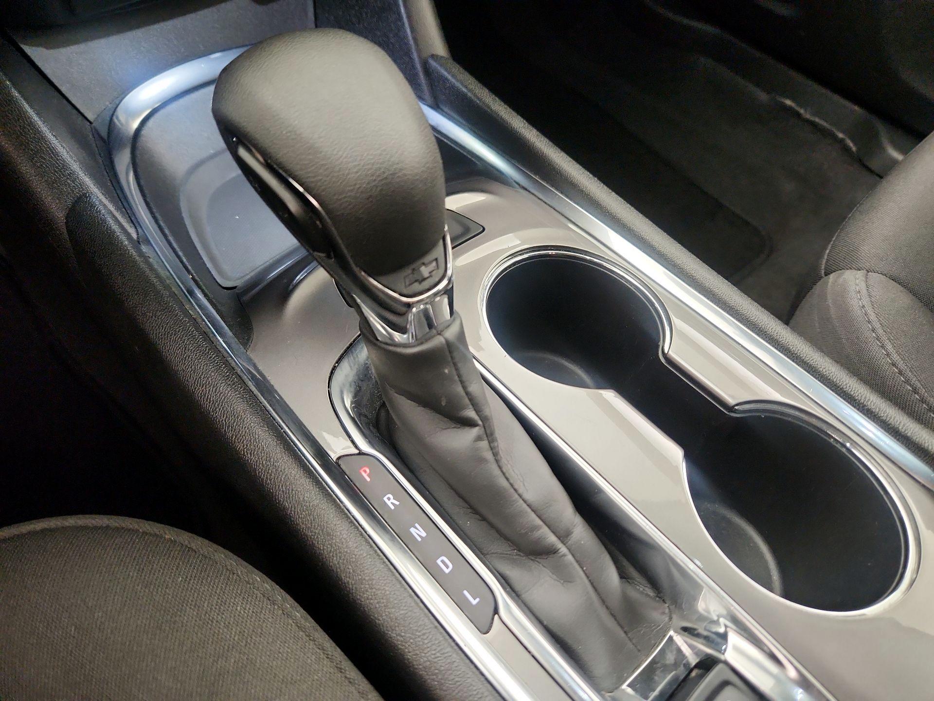 Thumbnail: 2023 Chevrolet Malibu - 17