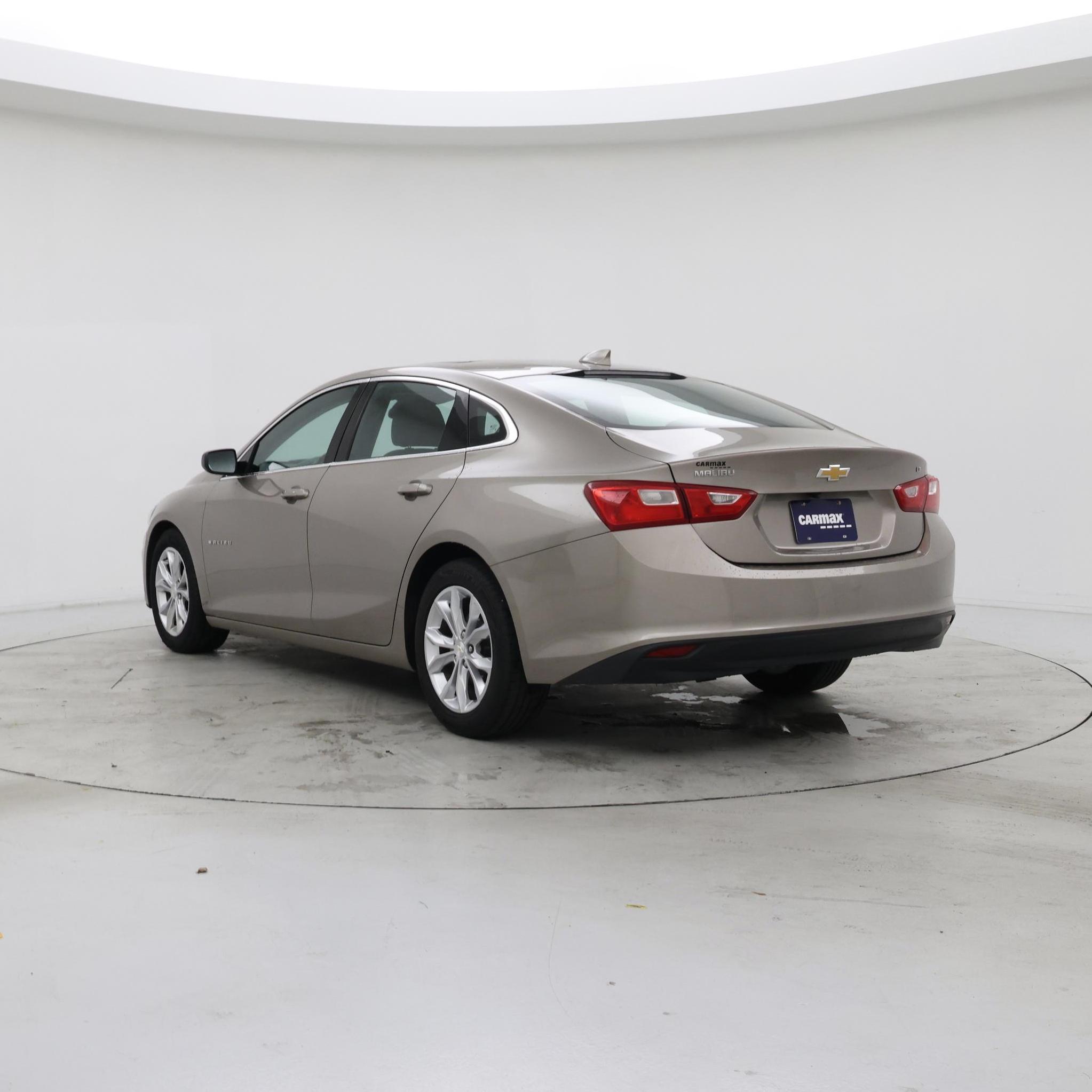 Thumbnail: 2023 Chevrolet Malibu - 2