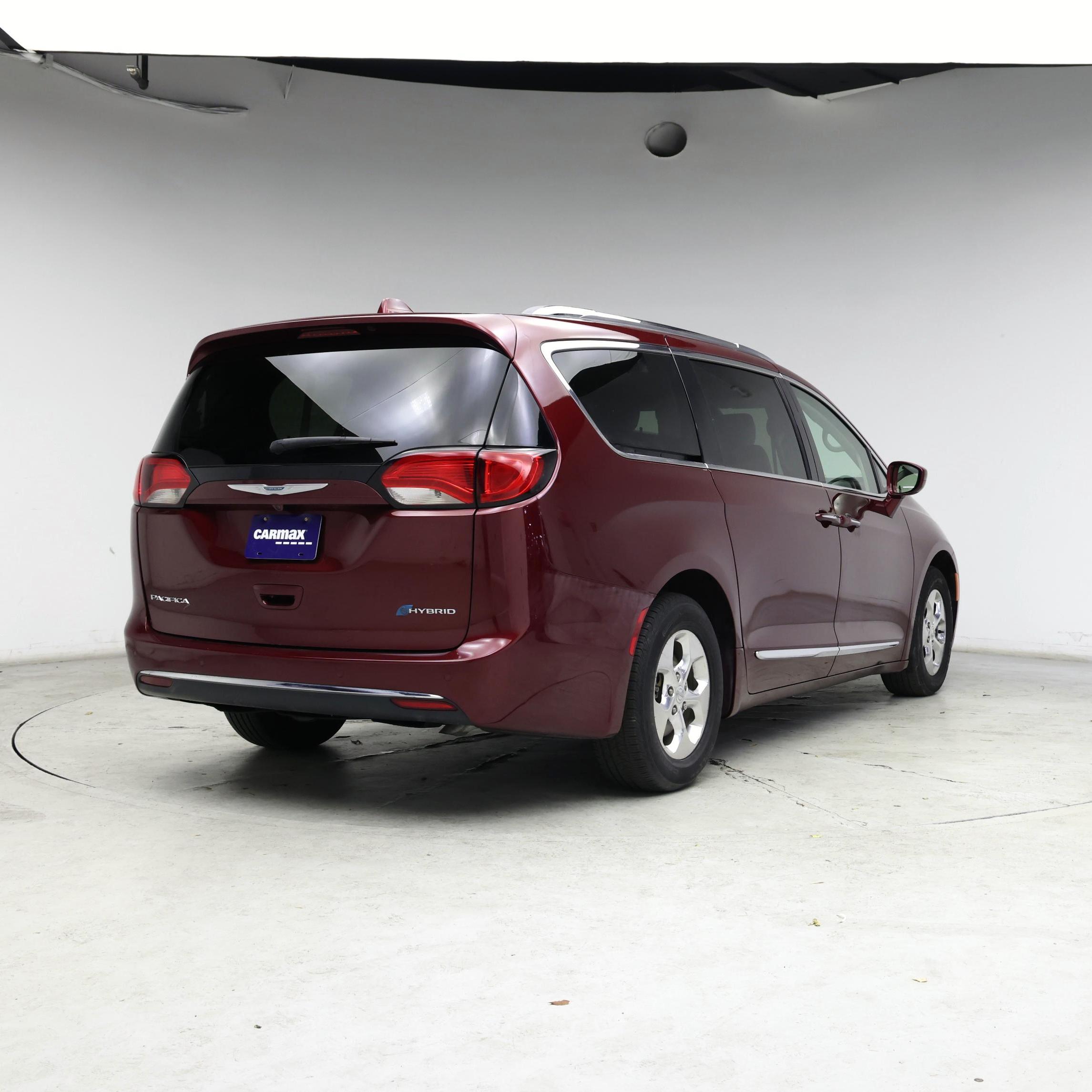 Thumbnail: 2020 Chrysler Pacifica - 8