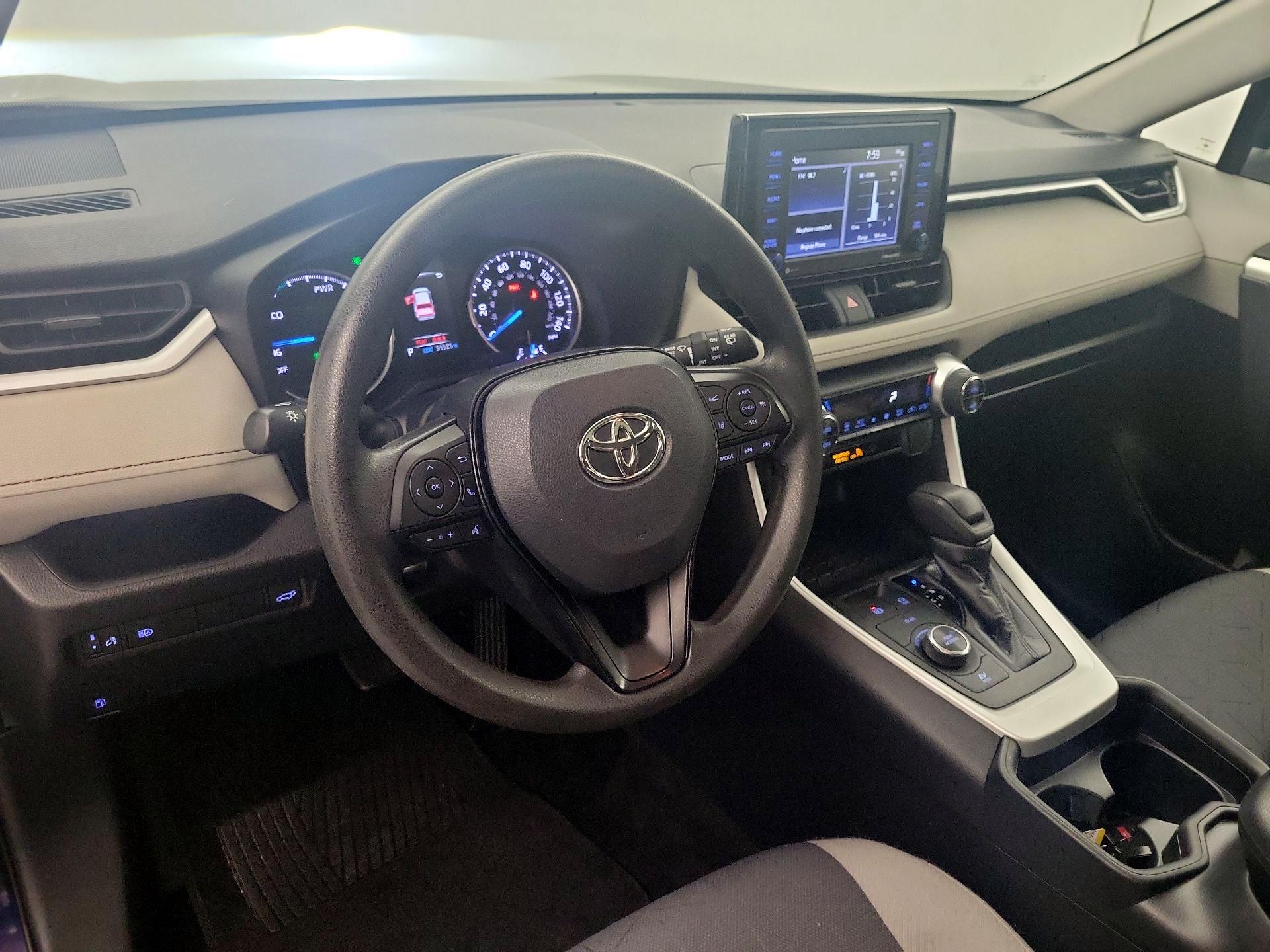 Thumbnail: 2021 Toyota RAV4 - 9